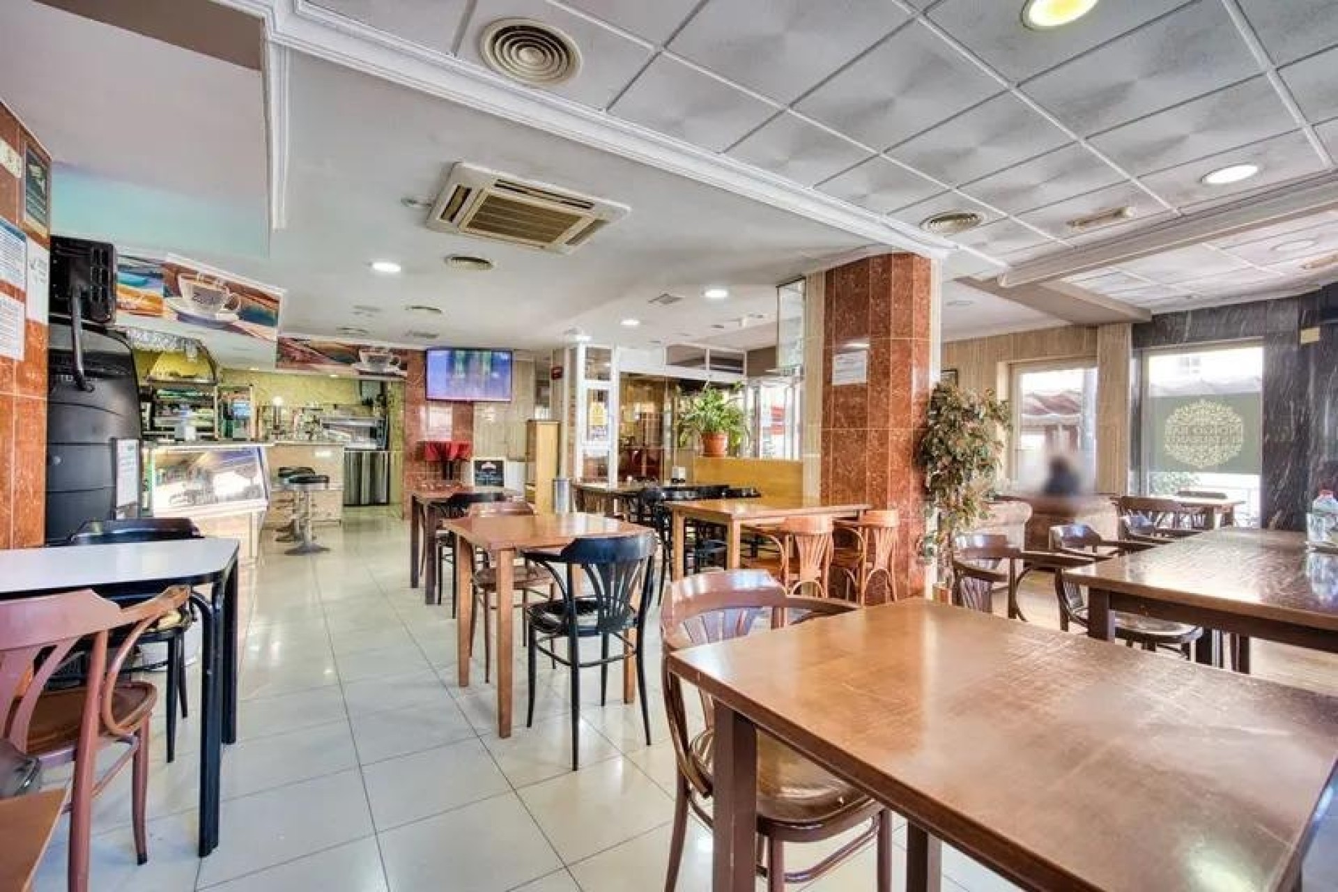 Venta - Comercial -
Torrevieja