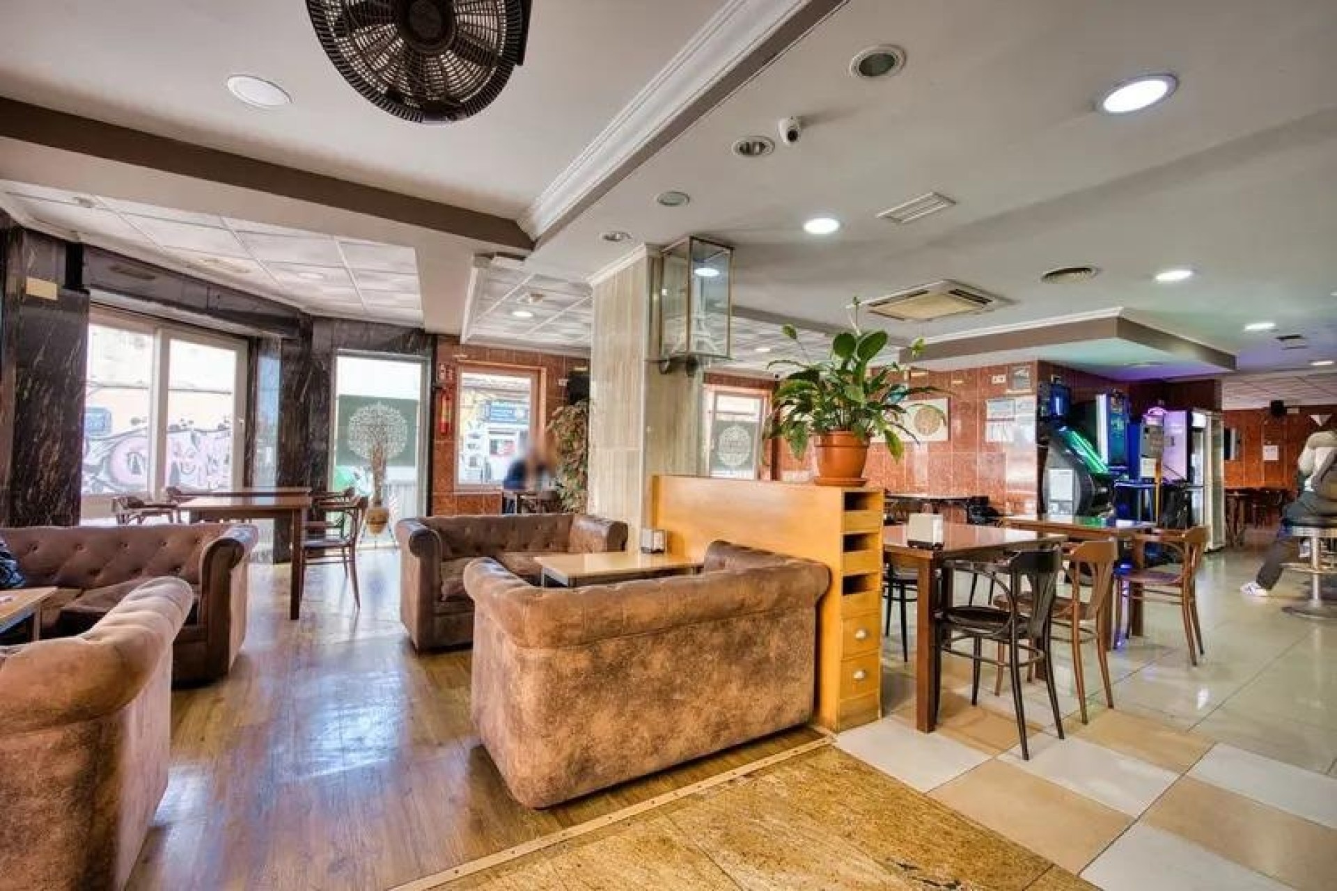 Venta - Comercial -
Torrevieja