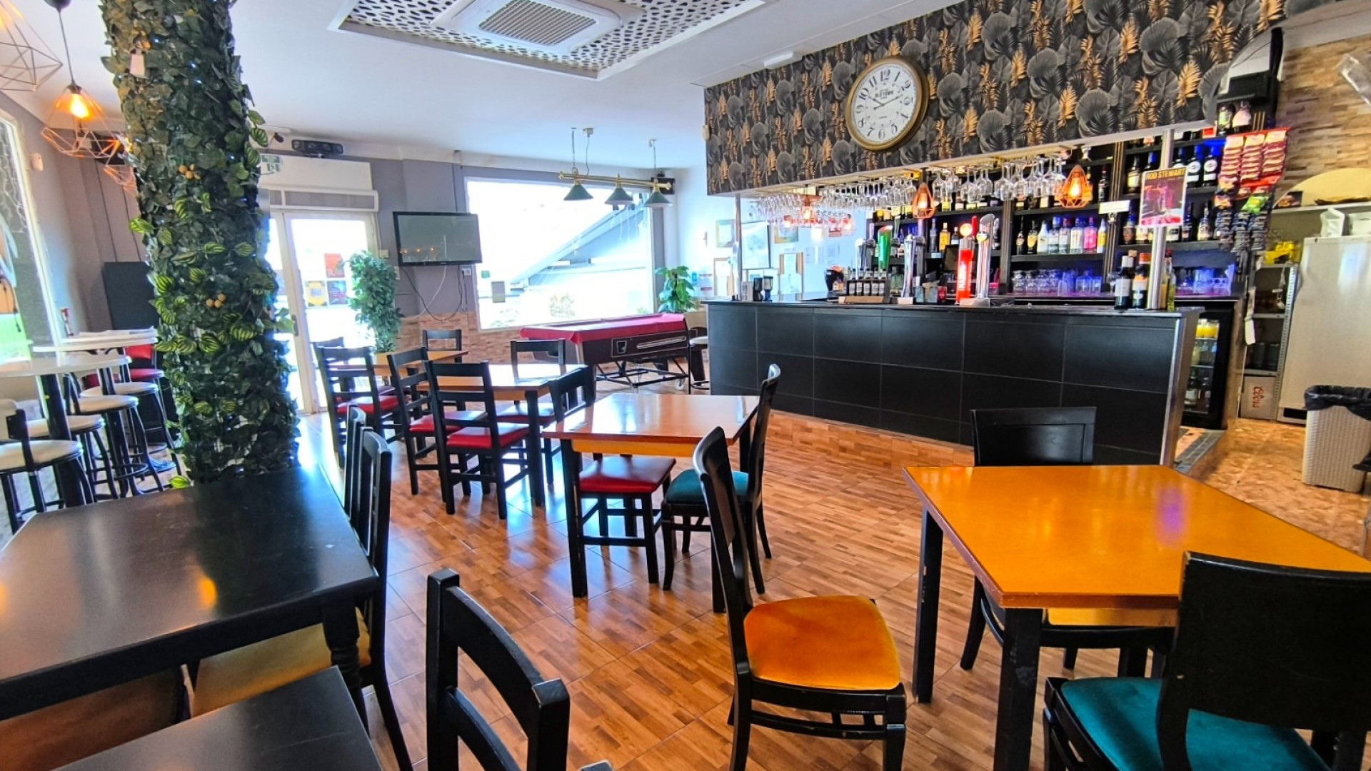 Venta - Comercial -
Villamartín