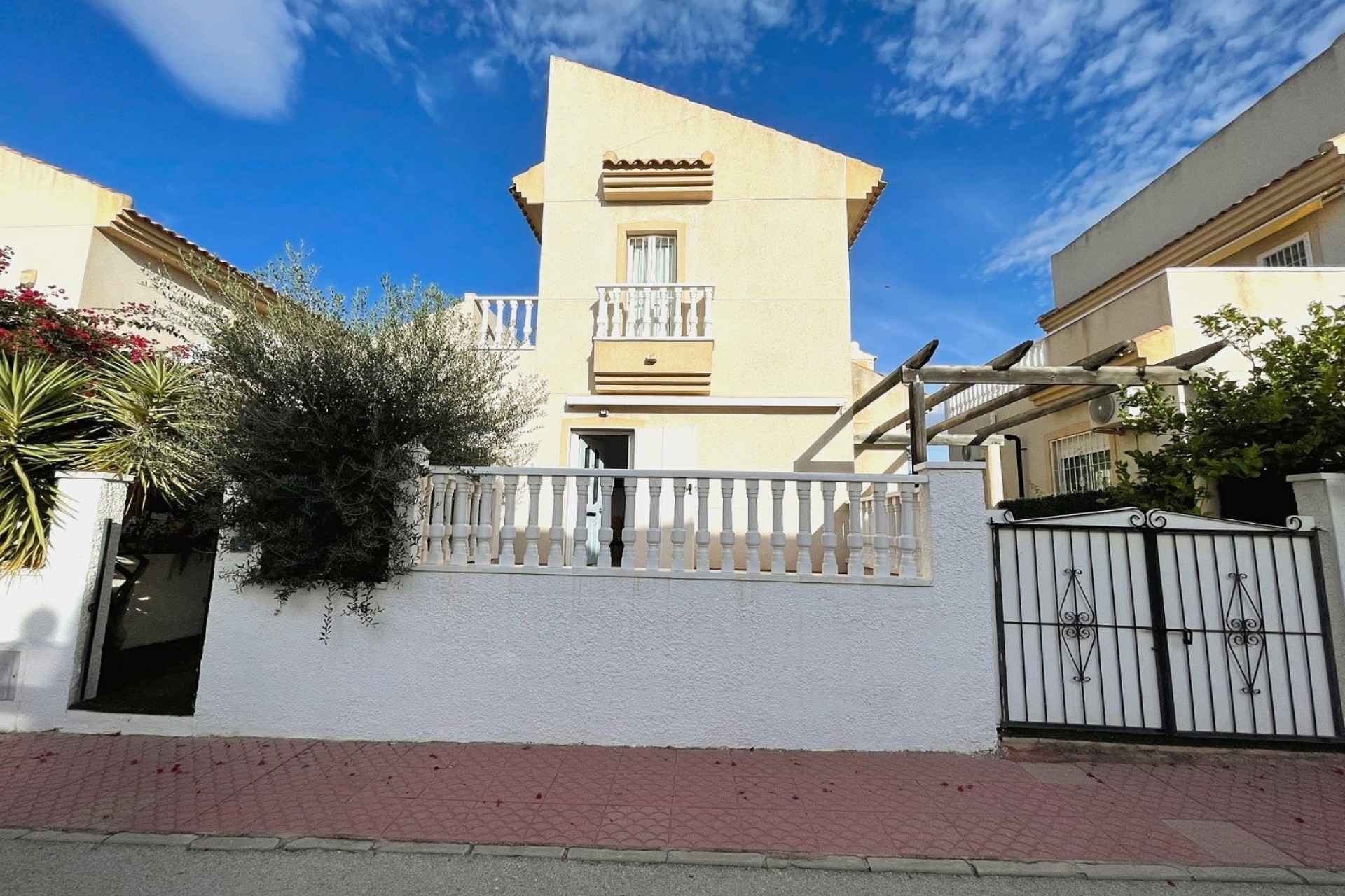 Venta - Detached Villa -
Ciudad Quesada - Rojales - Airstrip