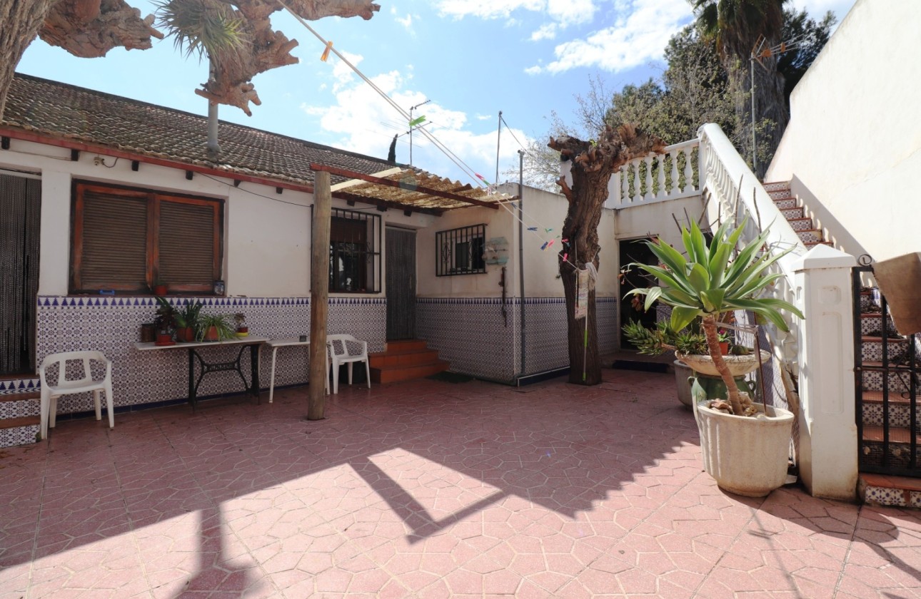 Venta - Detached Villa -
Heredades - Heredades - Village