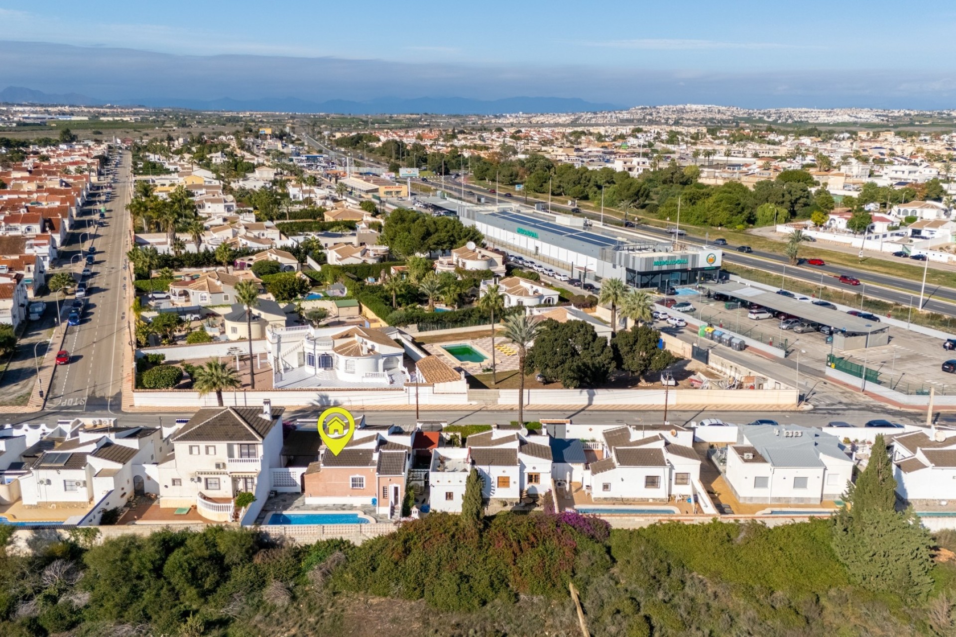 Venta - Detached Villa -
Torrevieja - Urbanización San Luis