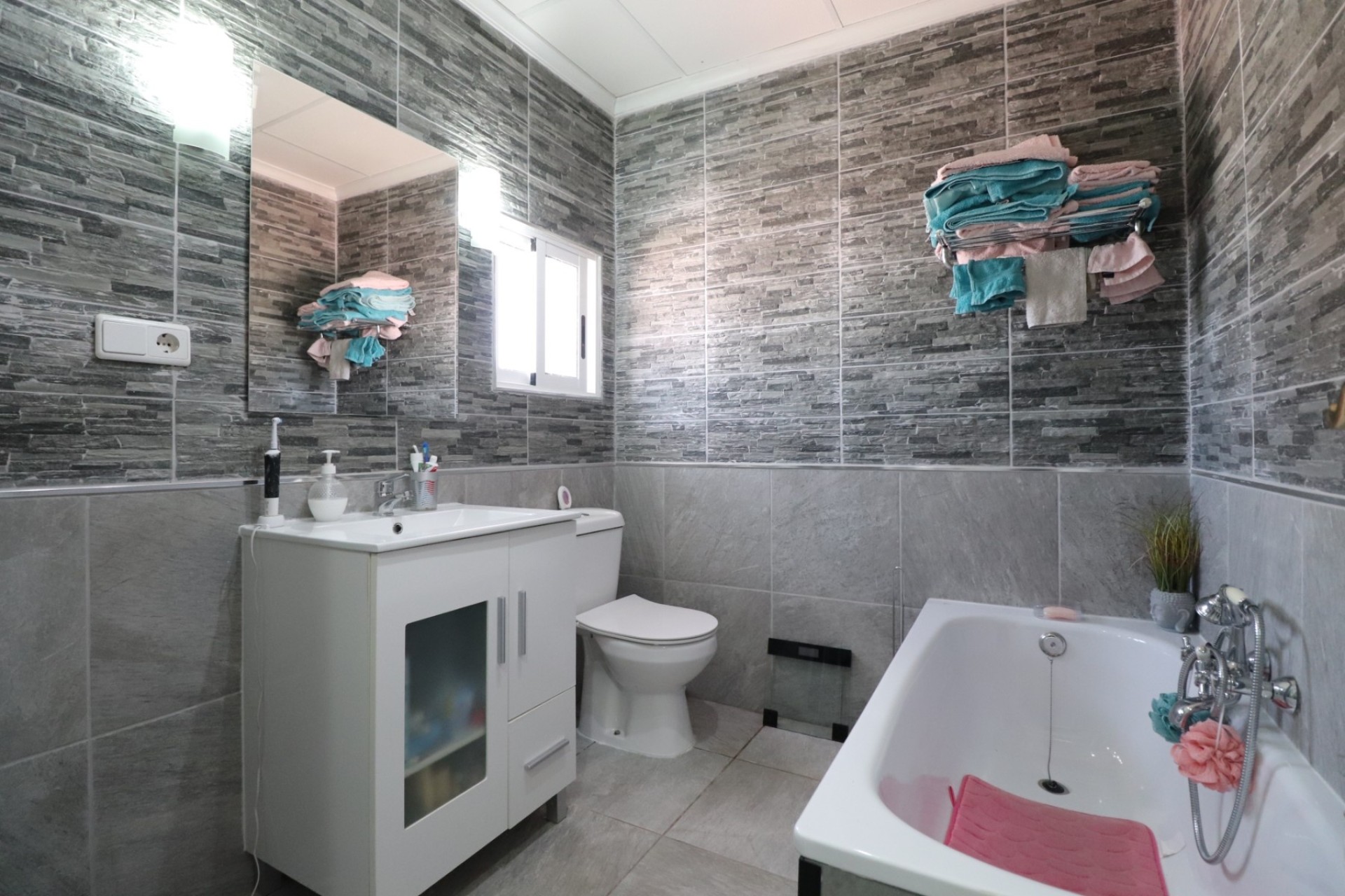 Venta - Finca / Casa de campo -
Benferri - Benferri - Country