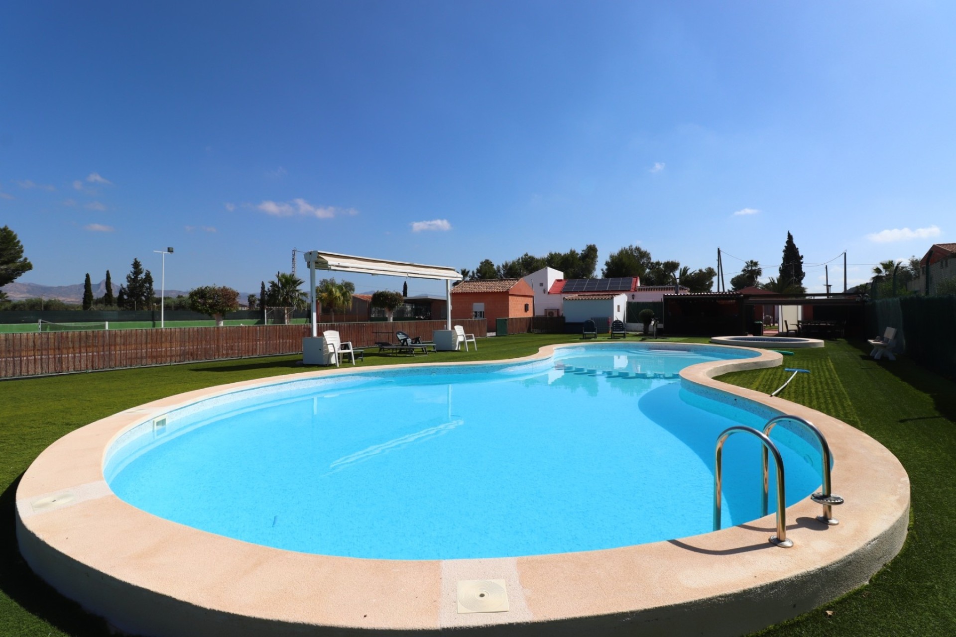 Venta - Finca / Casa de campo -
Benferri - Benferri - Country