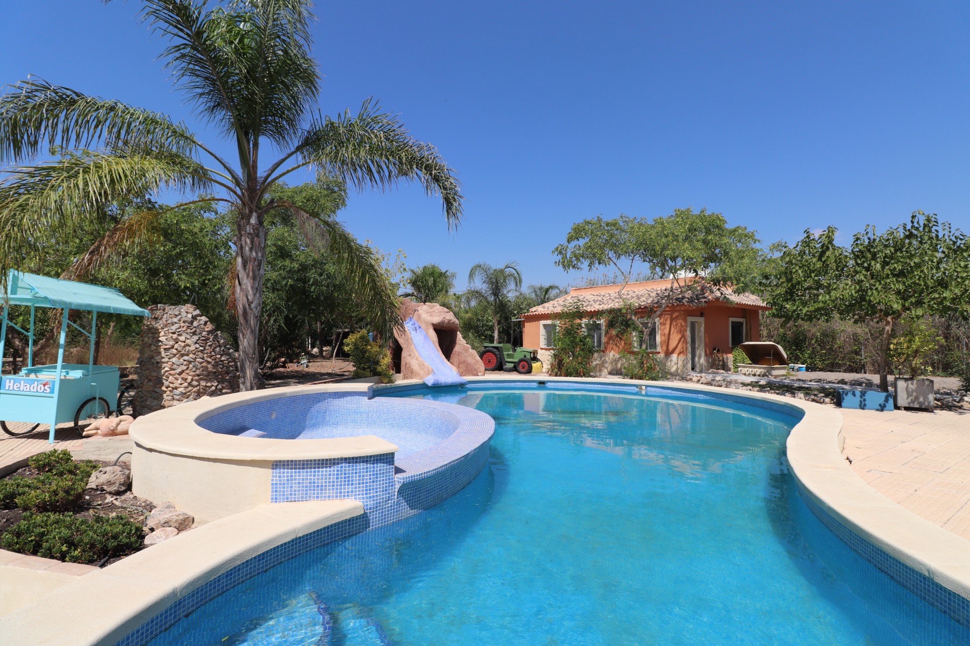 Venta - Finca / Casa de campo -
Catral - Catral - Country