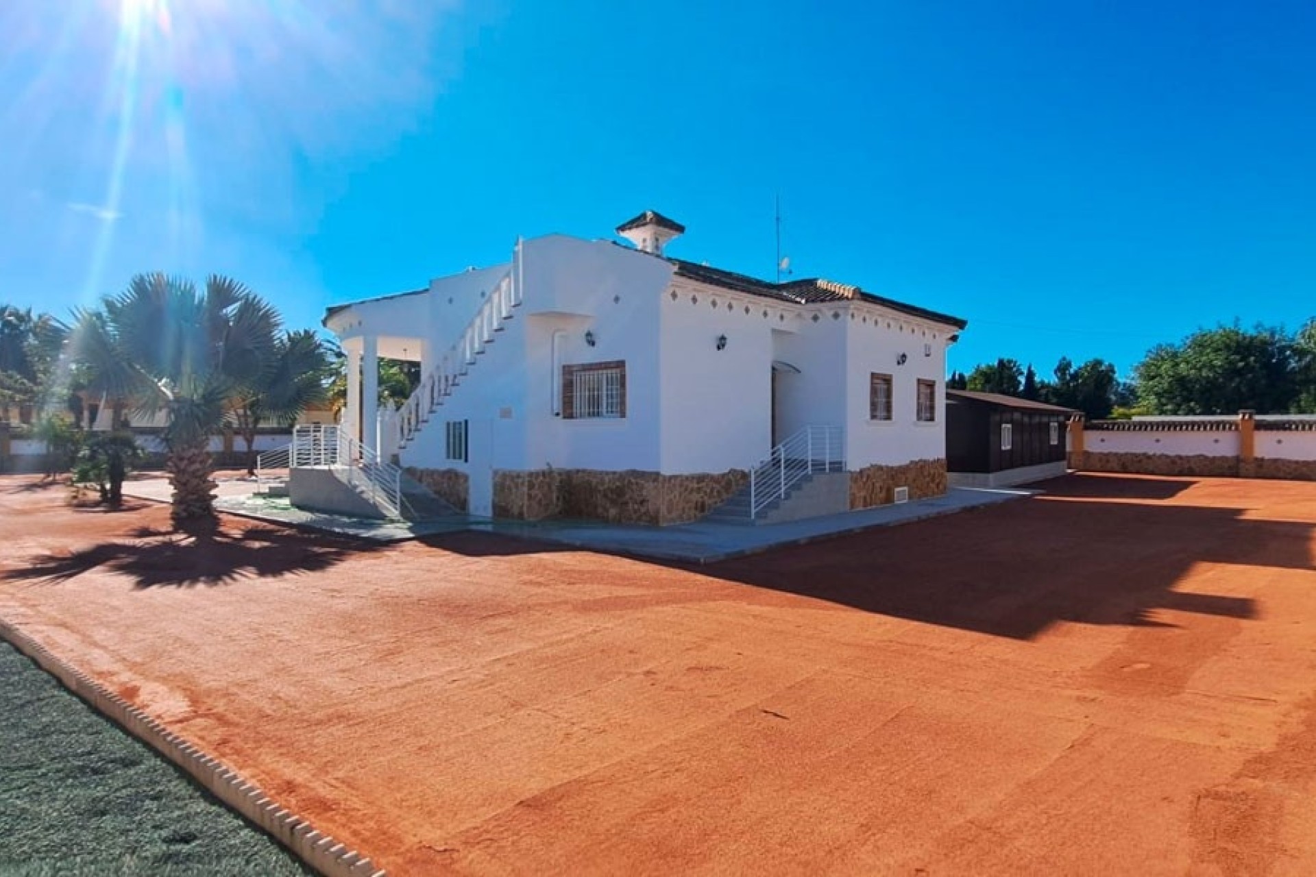 Venta - Finca / Casa de campo -
Catral