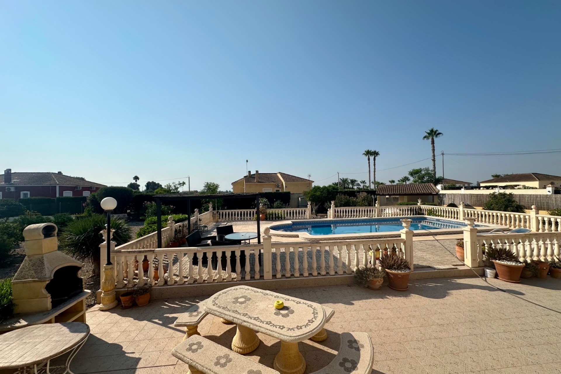 Venta - Finca / Casa de campo -
Catral
