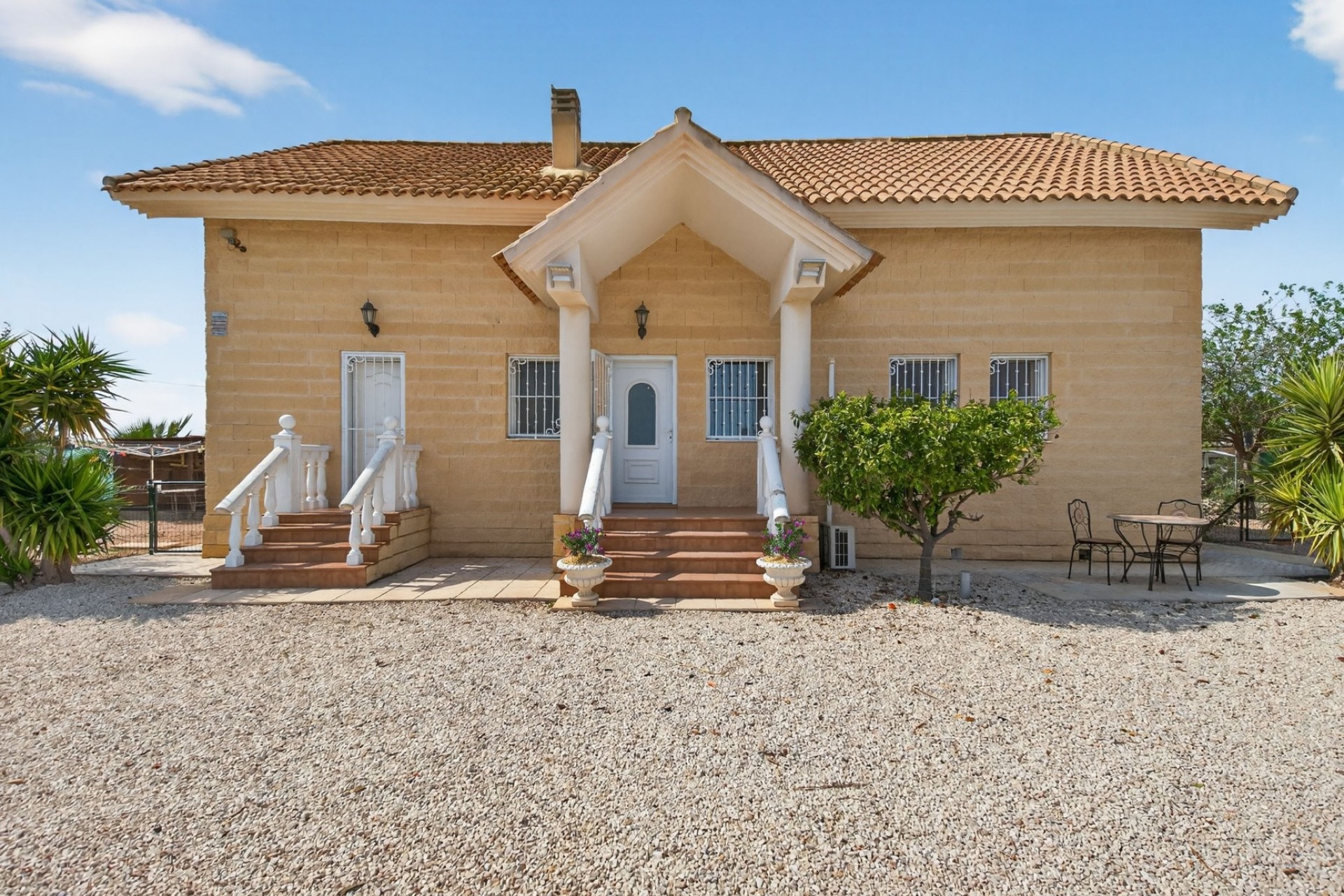 Venta - Finca / Casa de campo -
Crevillente