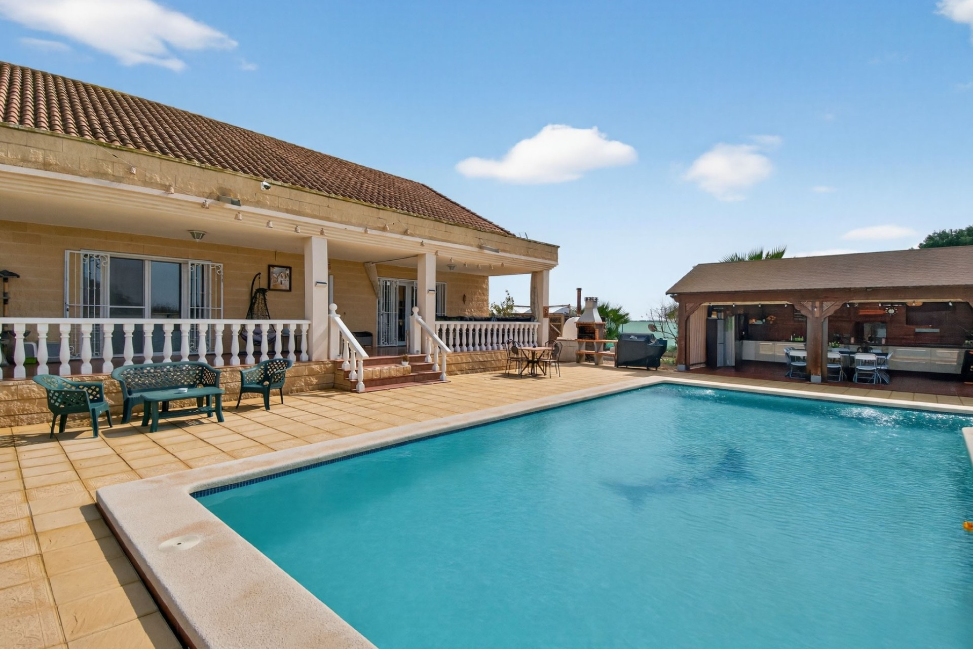 Venta - Finca / Casa de campo -
Crevillente