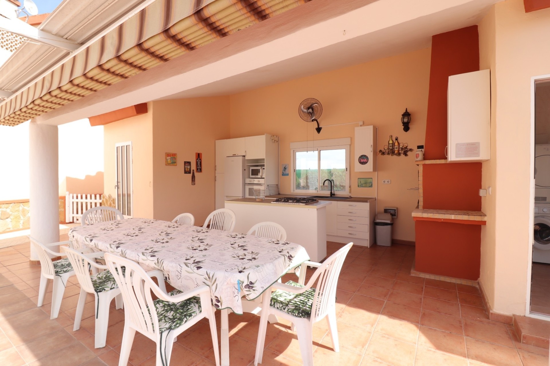 Venta - Finca / Casa de campo -
Daya Vieja - Daya Vieja - Country
