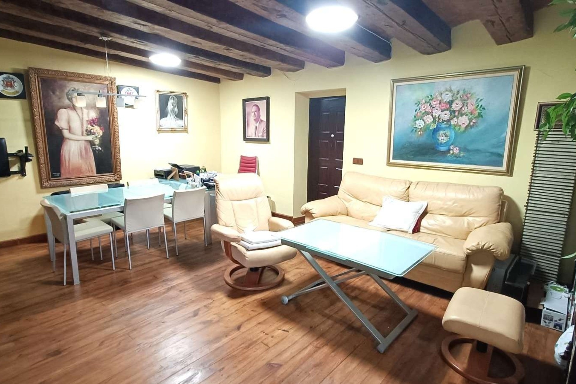 Venta - Finca / Casa de campo -
Gea y Truyols