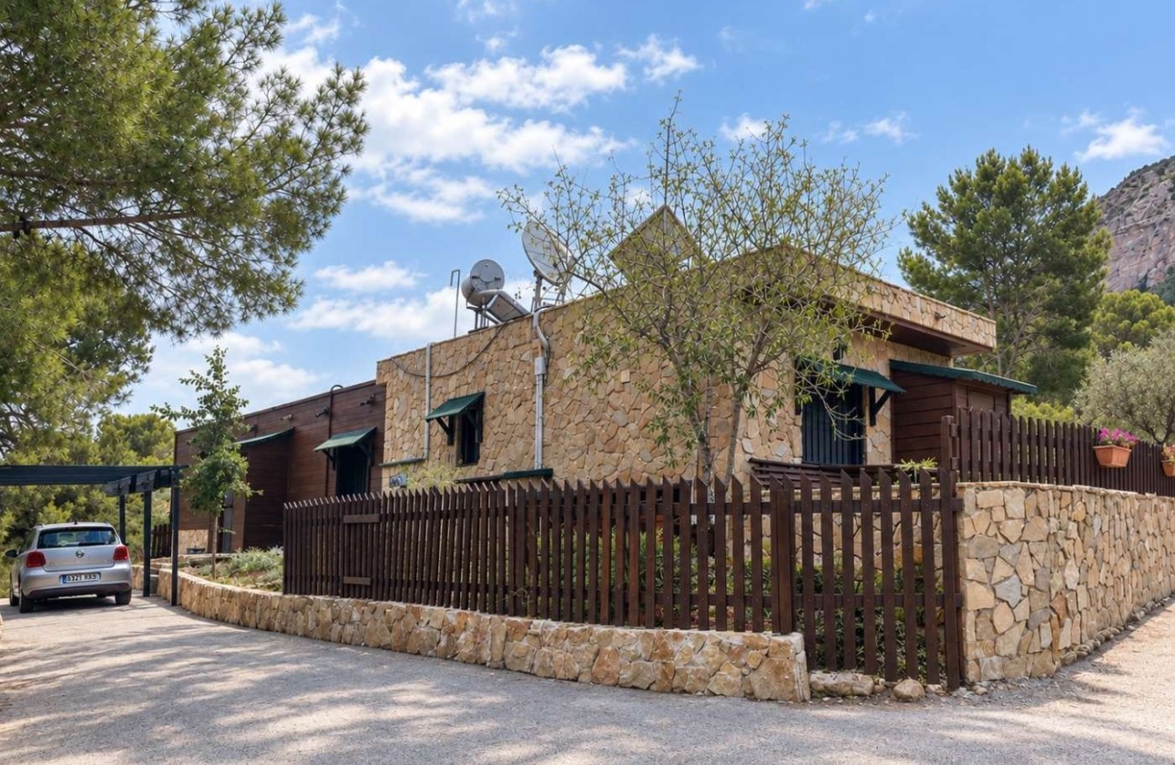 Venta - Finca / Casa de campo -
Gea y Truyols