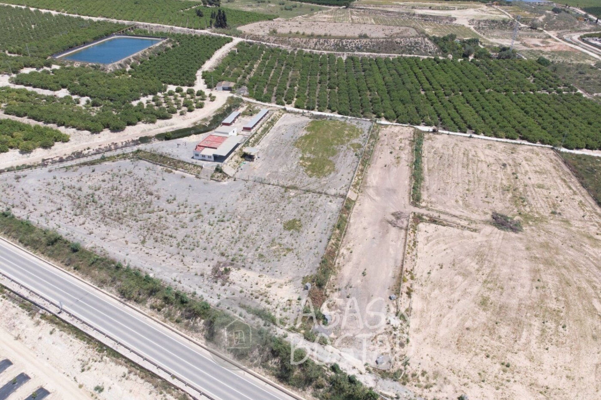 Venta - Finca / Casa de campo -
Los Montesinos