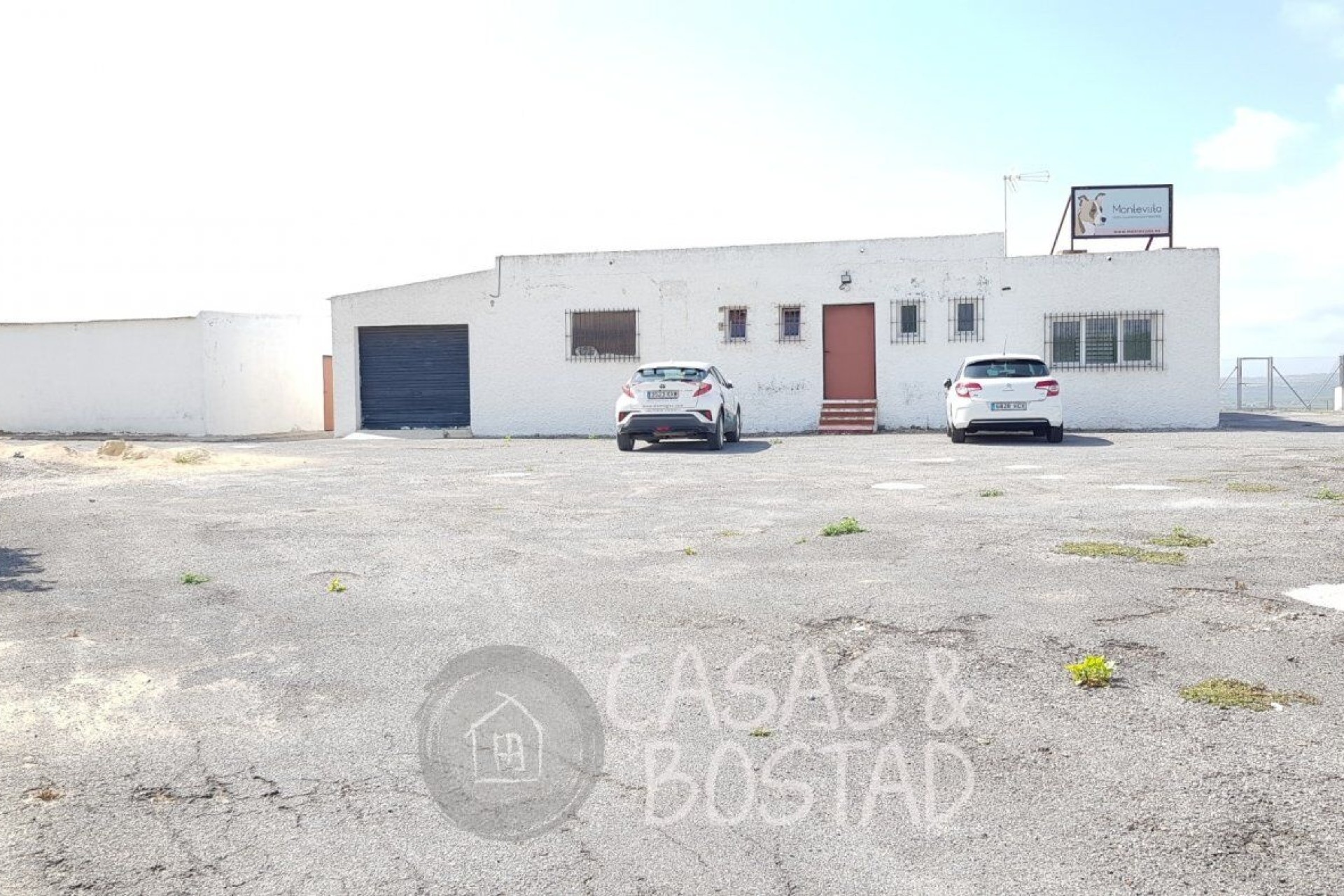 Venta - Finca / Casa de campo -
Los Montesinos