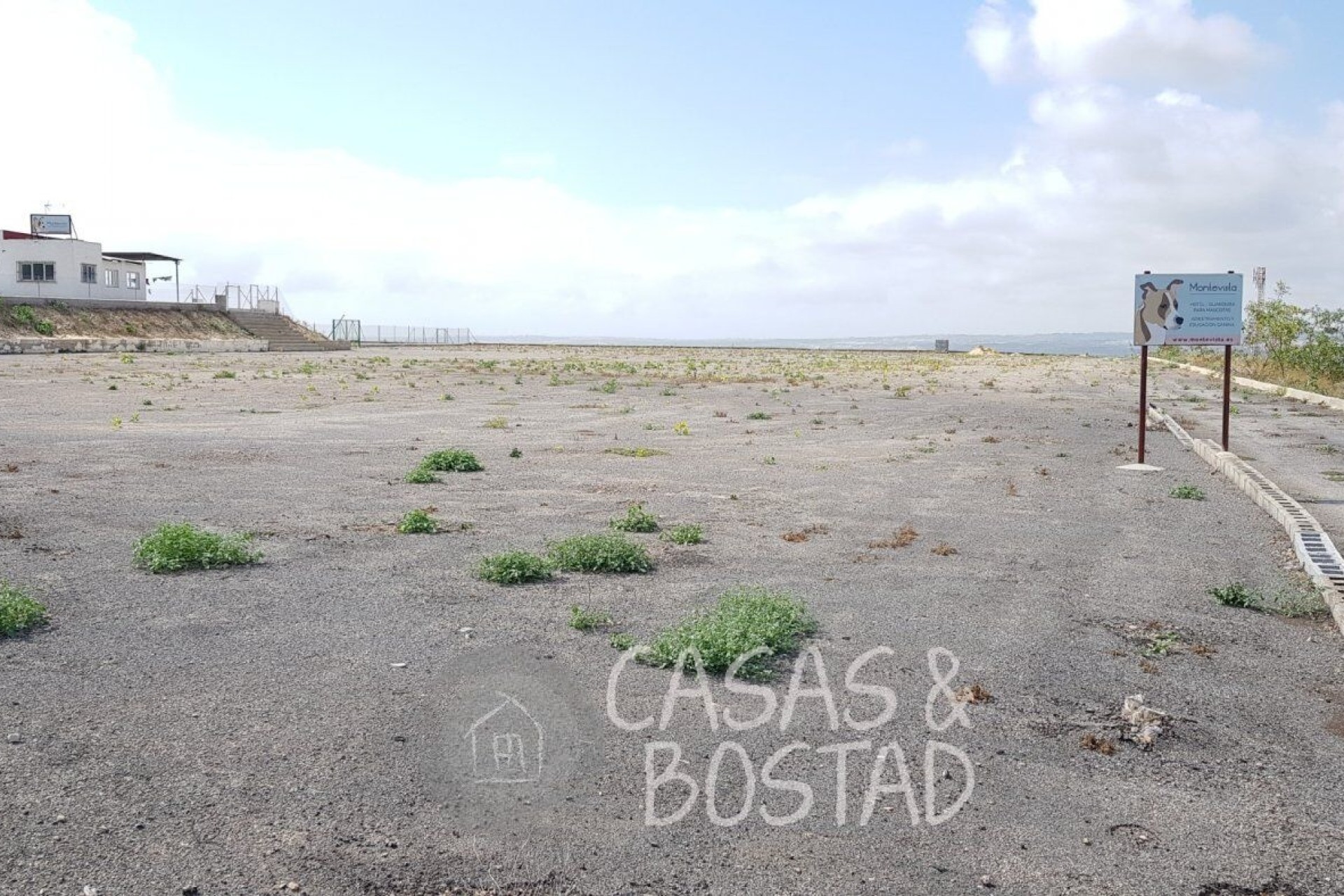 Venta - Finca / Casa de campo -
Los Montesinos