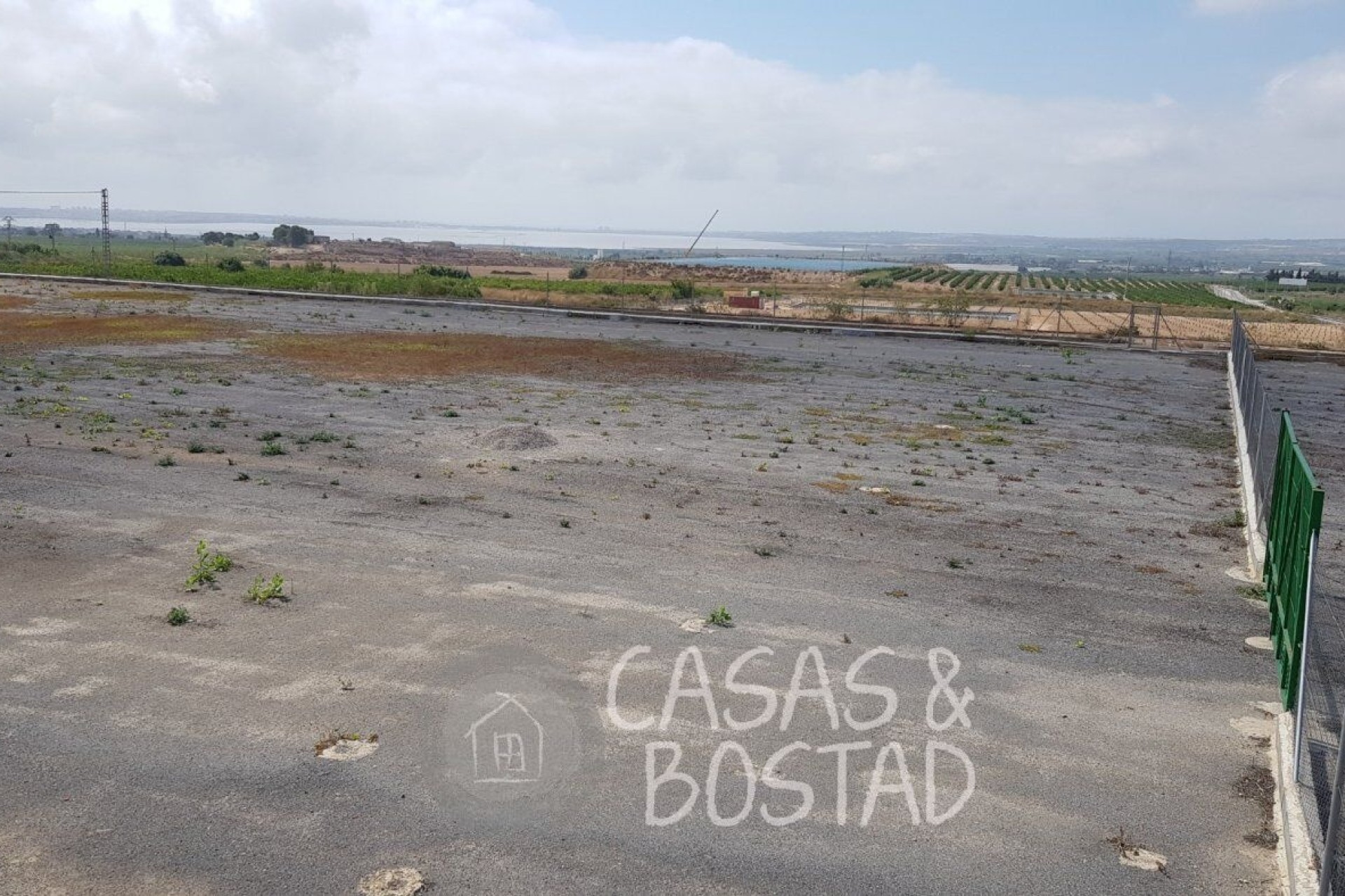 Venta - Finca / Casa de campo -
Los Montesinos