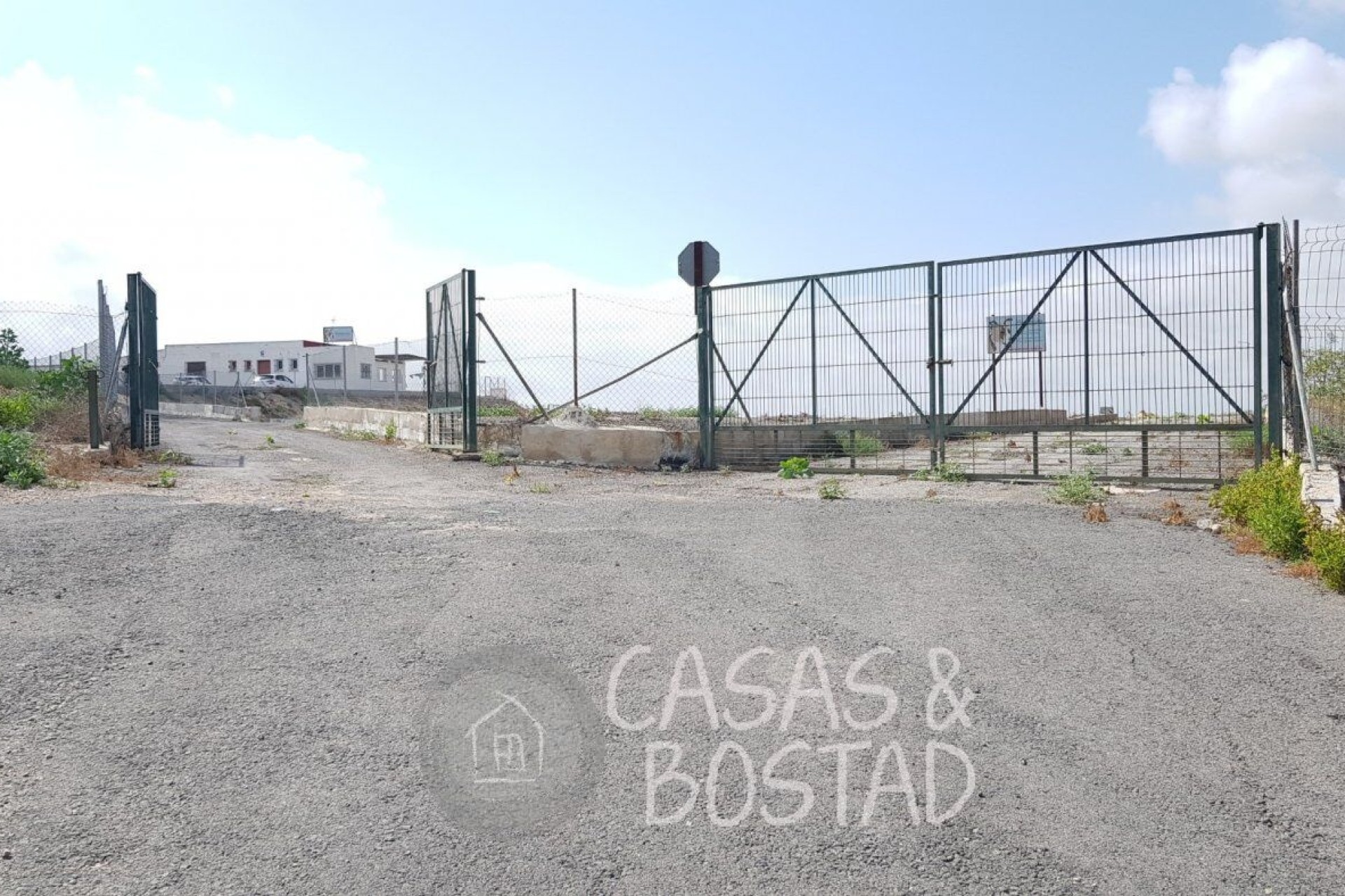 Venta - Finca / Casa de campo -
Los Montesinos