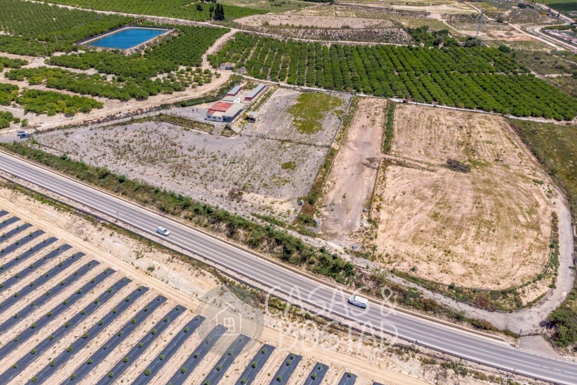 Venta - Finca / Casa de campo -
Los Montesinos