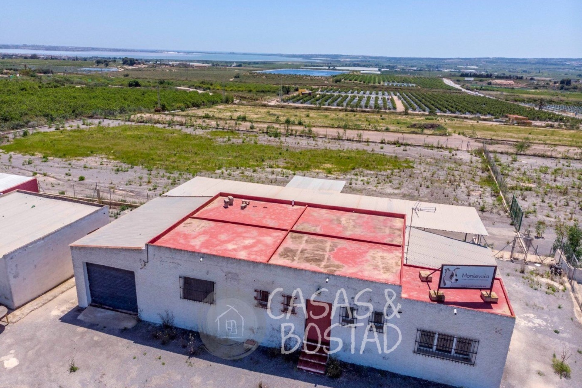 Venta - Finca / Casa de campo -
Los Montesinos