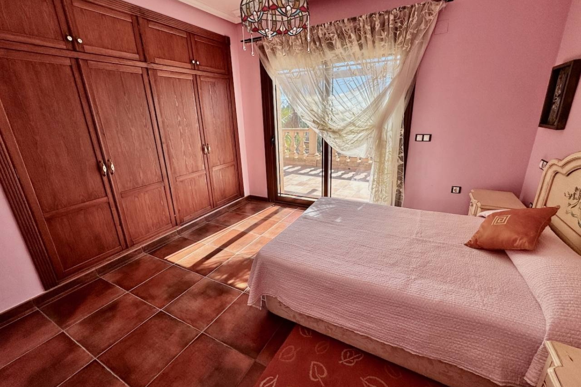 Venta - Finca / Casa de campo -
Los Montesinos