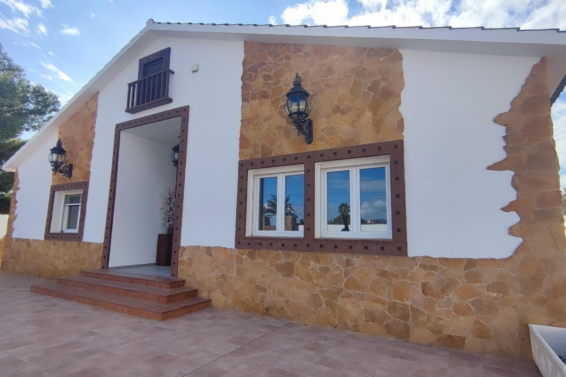 Venta - Finca / Casa de campo -
Mutxamel