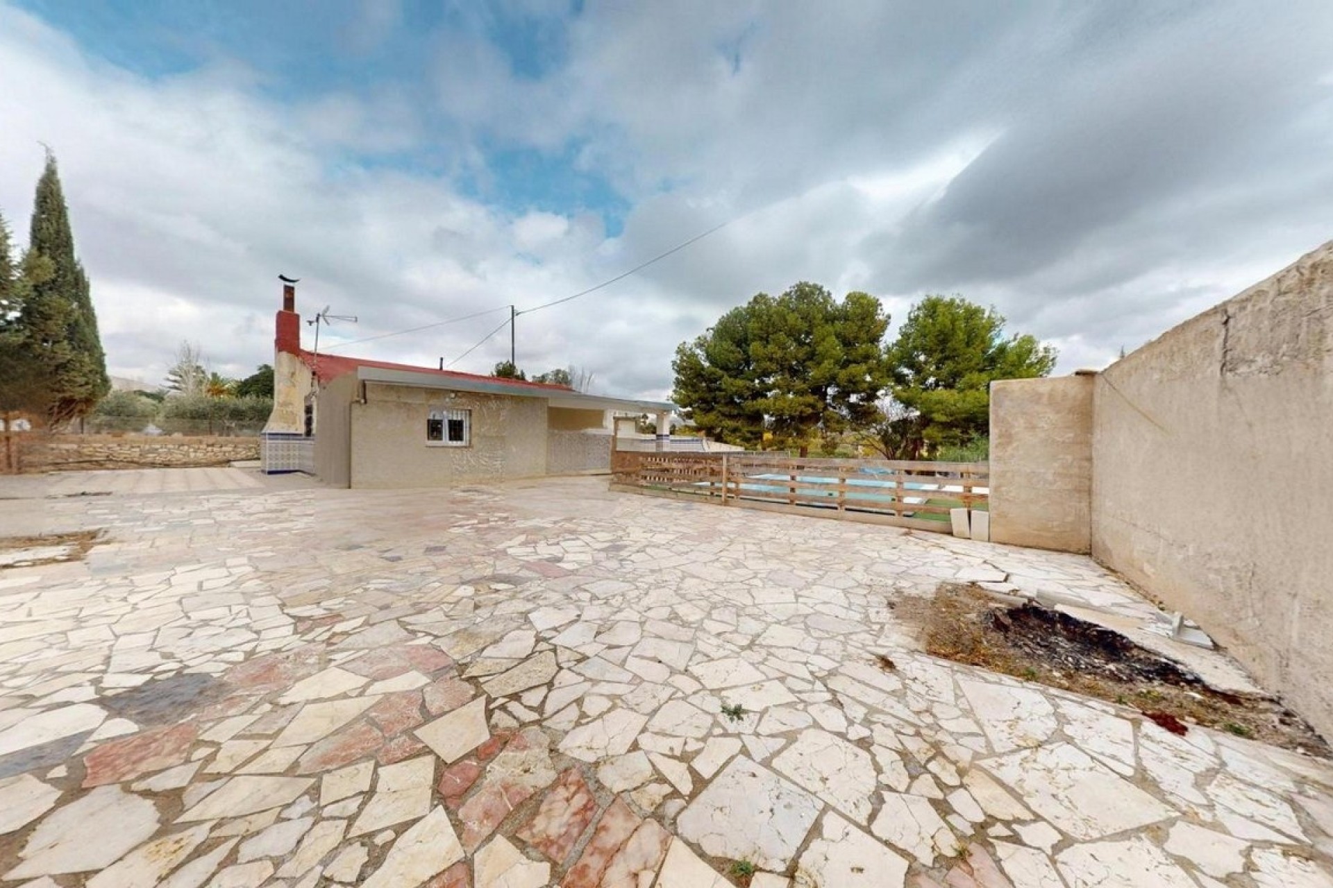 Venta - Finca / Casa de campo -
Novelda