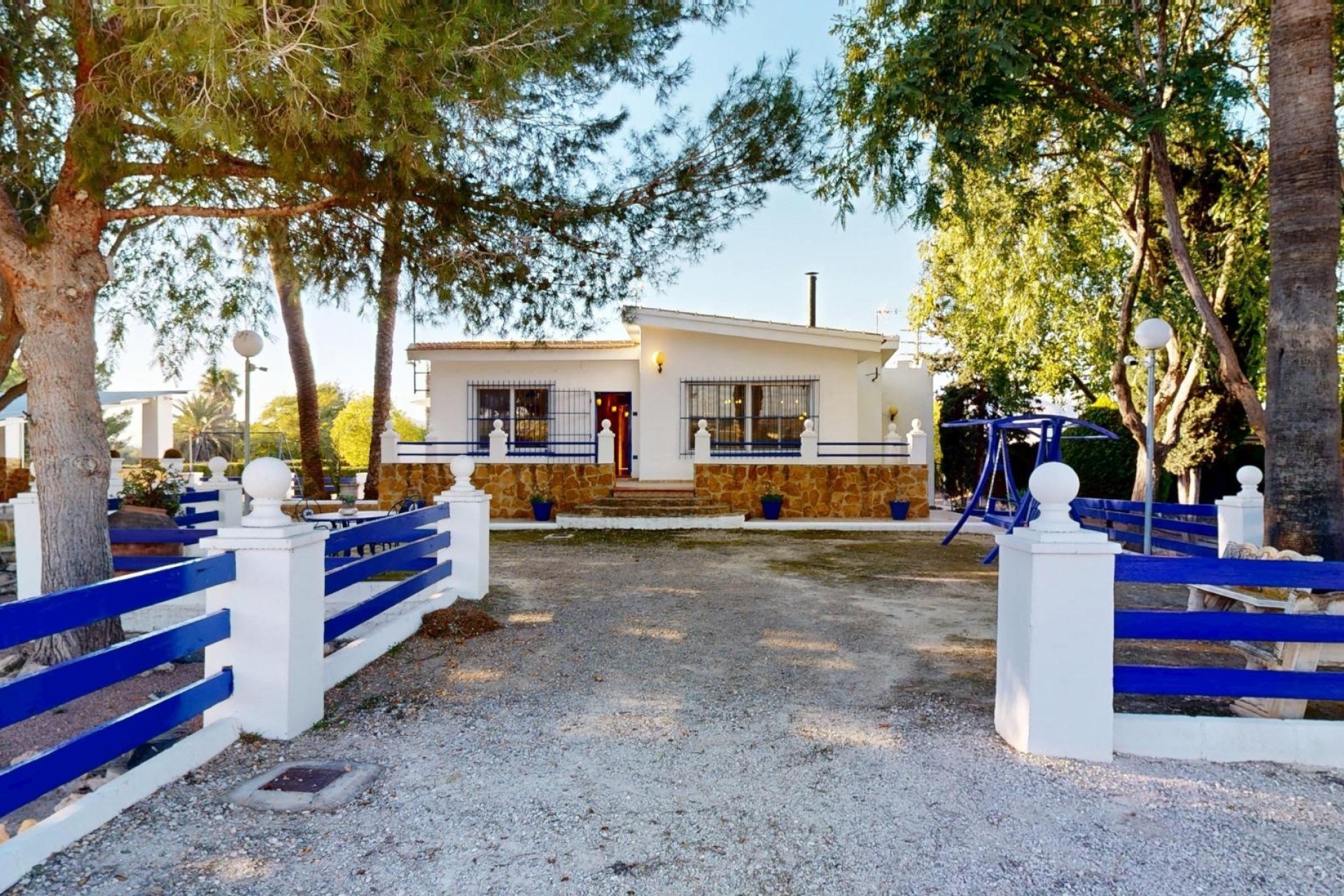 Venta - Finca / Casa de campo -
Orihuela