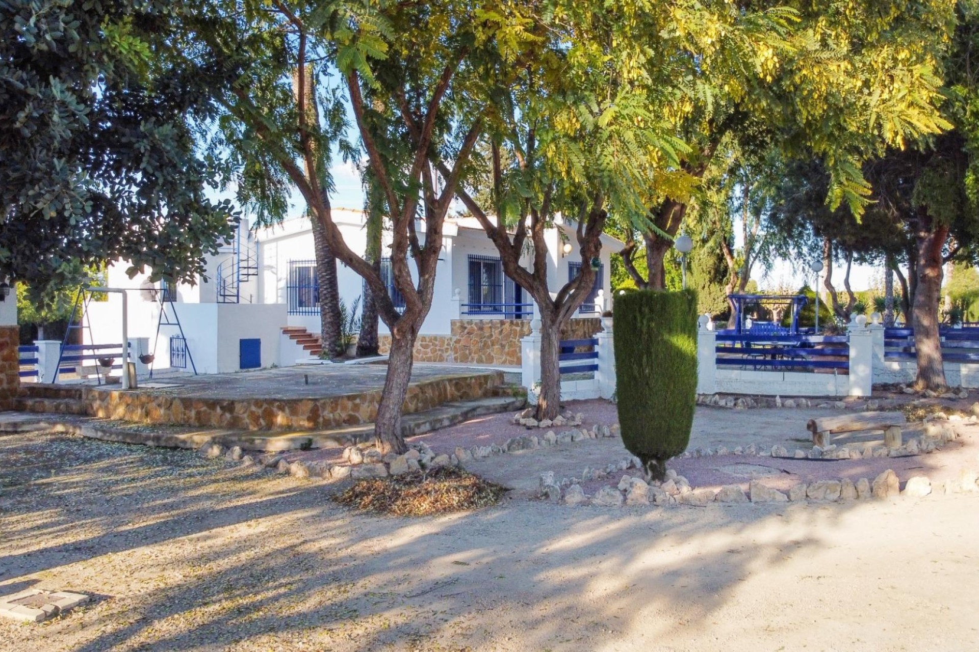 Venta - Finca / Casa de campo -
Orihuela