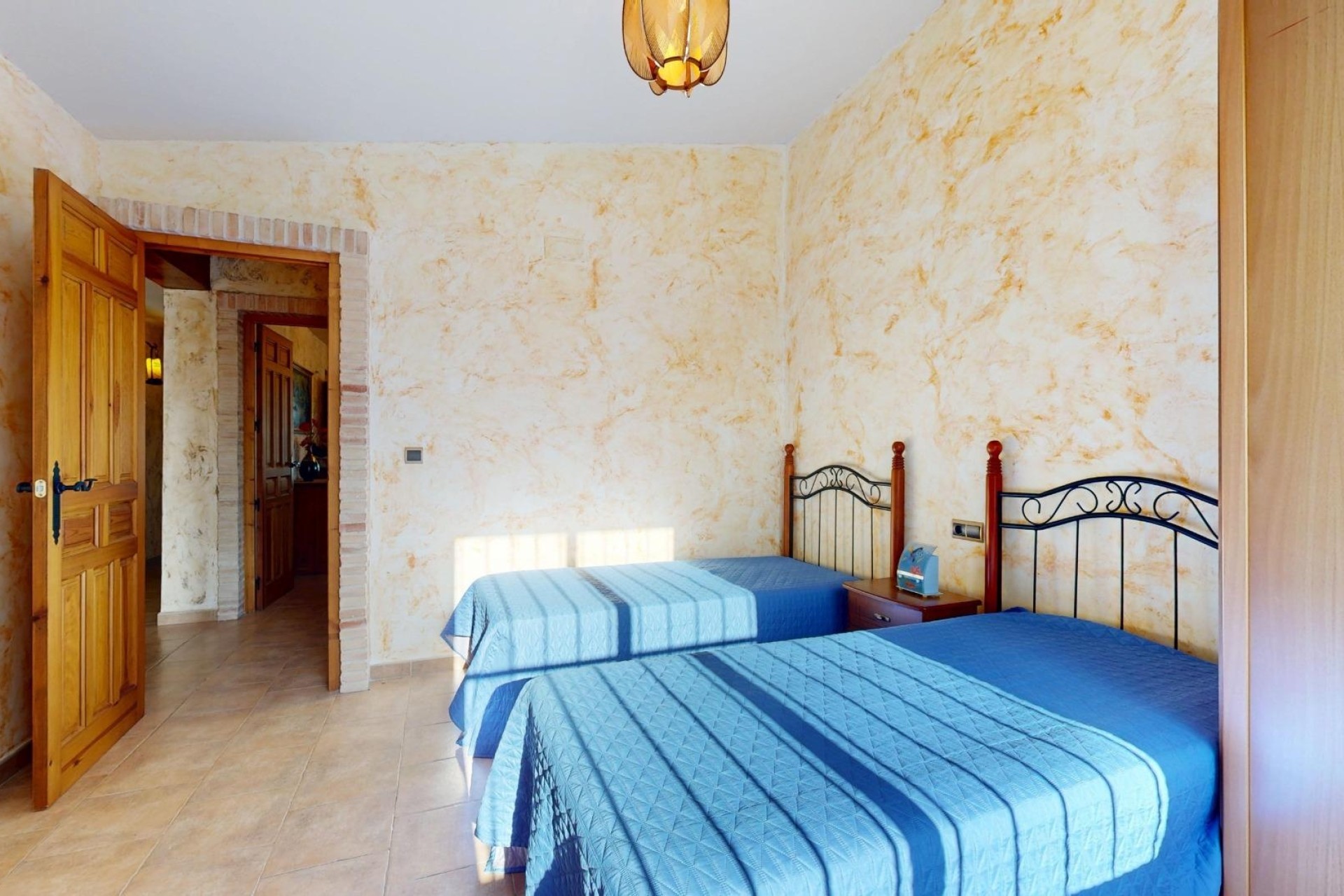 Venta - Finca / Casa de campo -
Orihuela