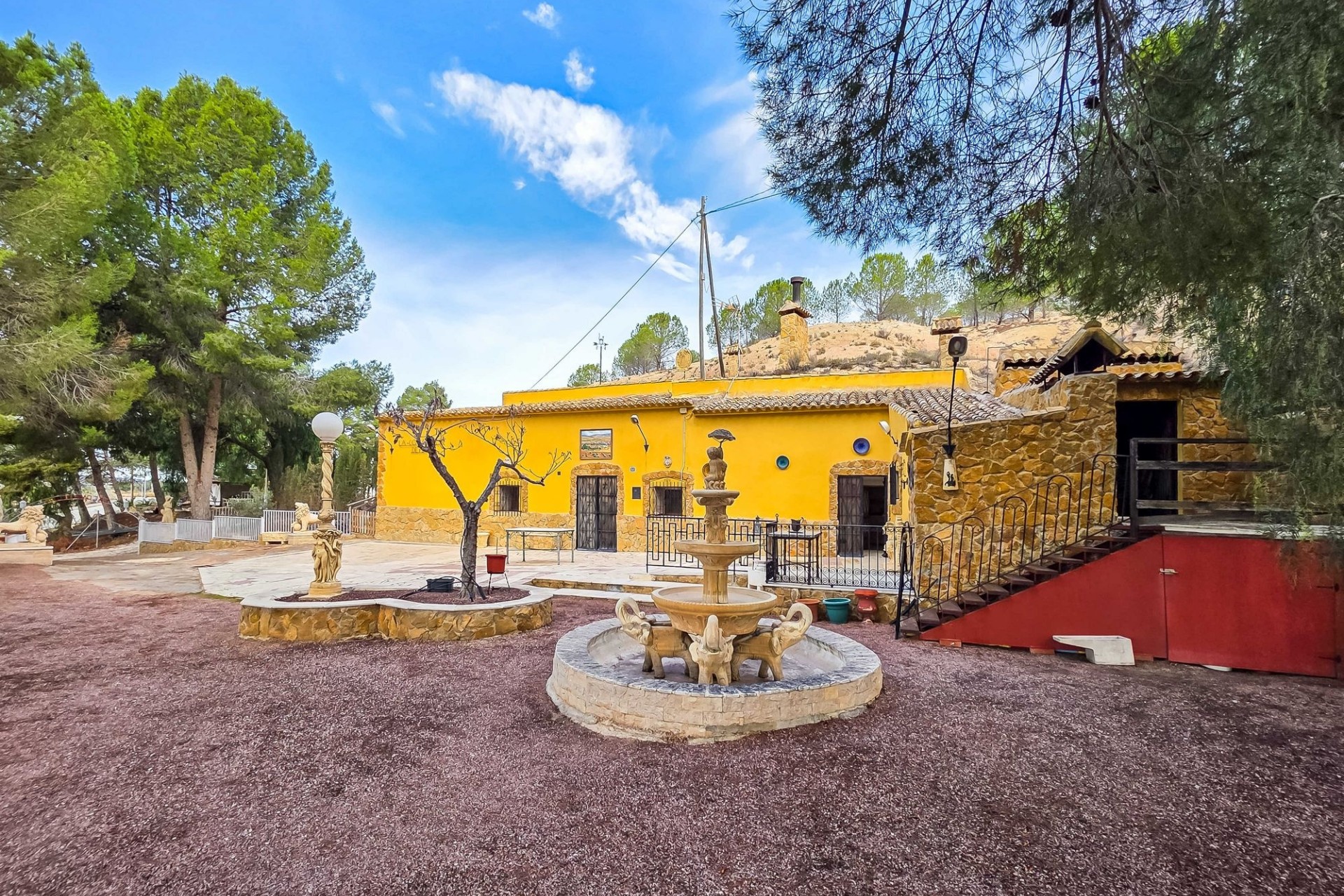 Venta - Finca / Casa de campo -
Pinoso