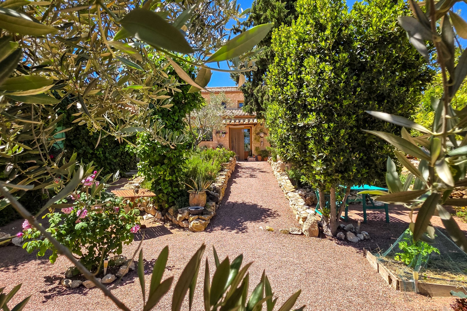 Venta - Finca / Casa de campo -
Torre Del Rico