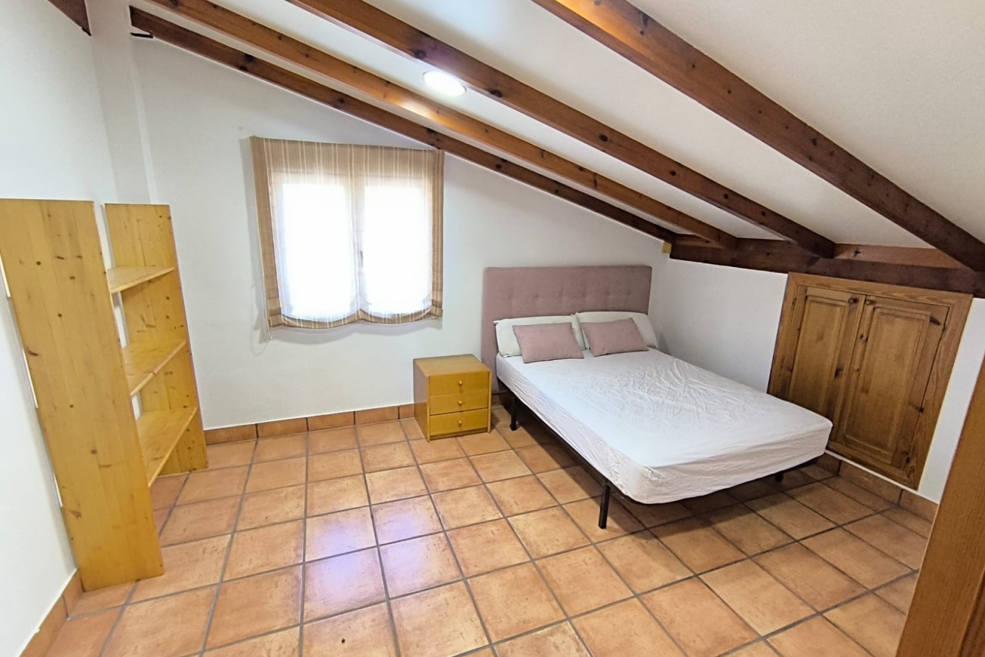 Venta - Finca / Casa de campo -
Yecla - Inland