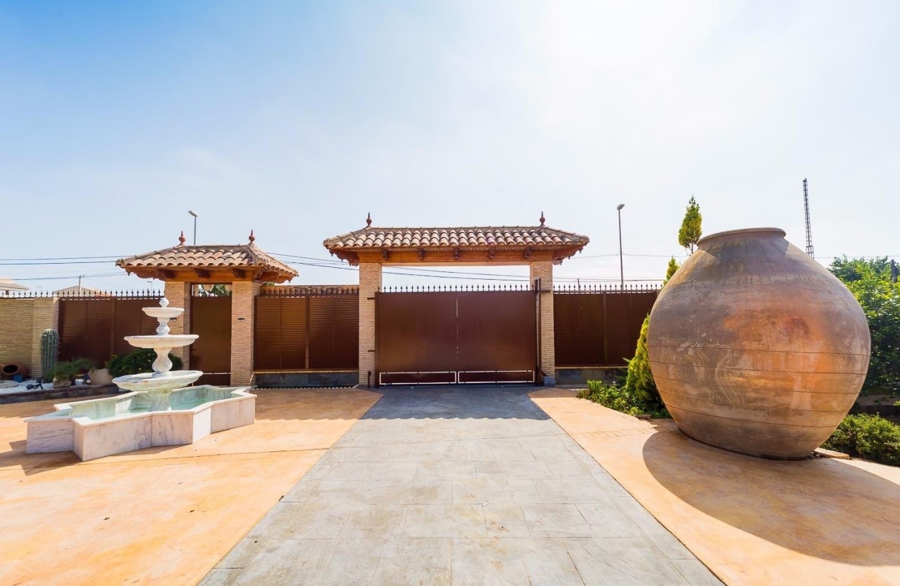 Venta - Finca Propiedad rural -
Almoradí