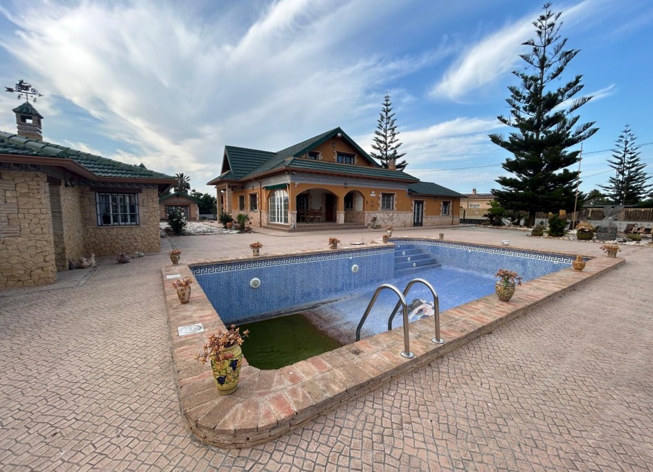 Venta - Finca Propiedad rural -
Catral