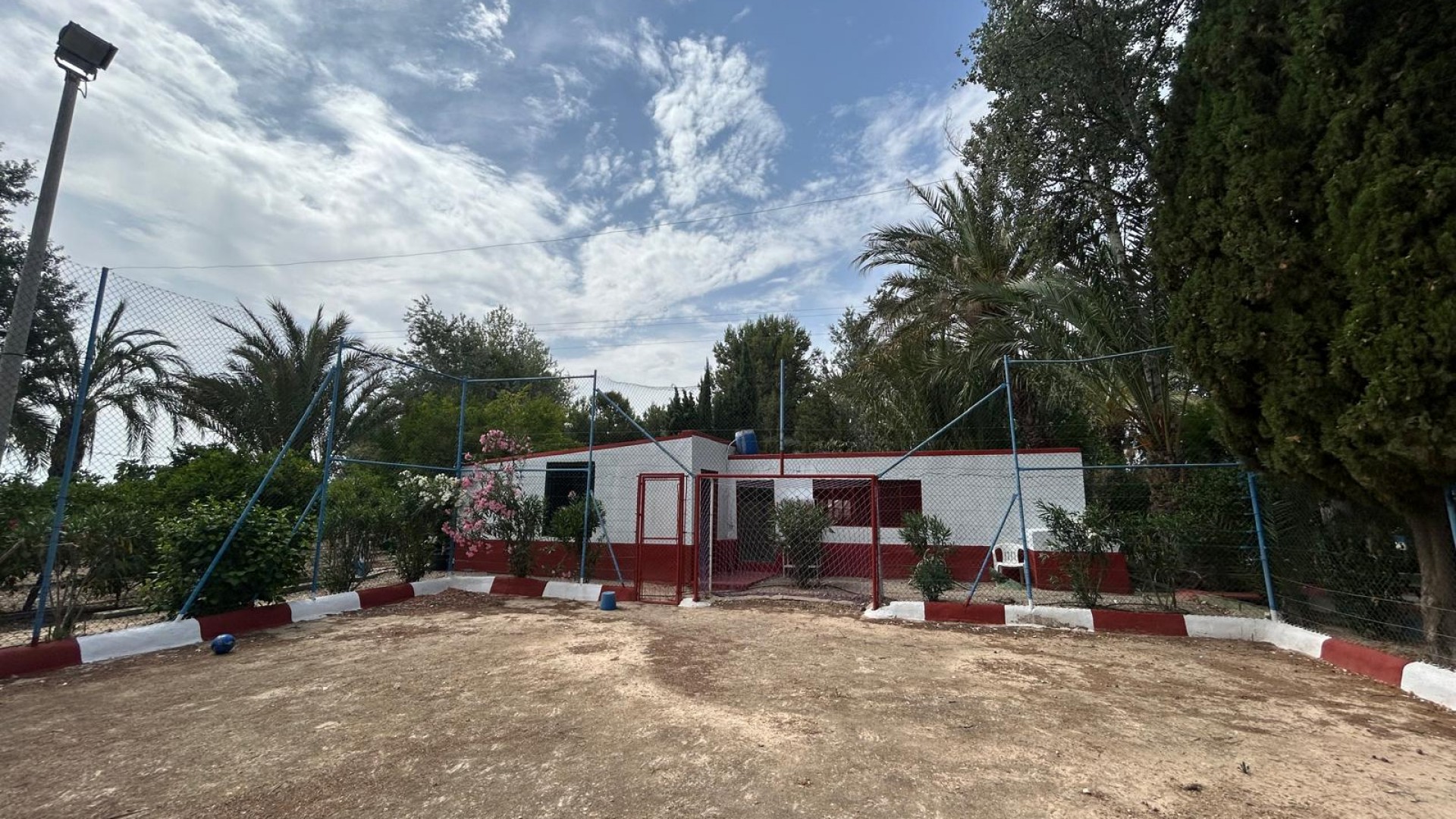 Venta - Finca Propiedad rural -
Crevillente