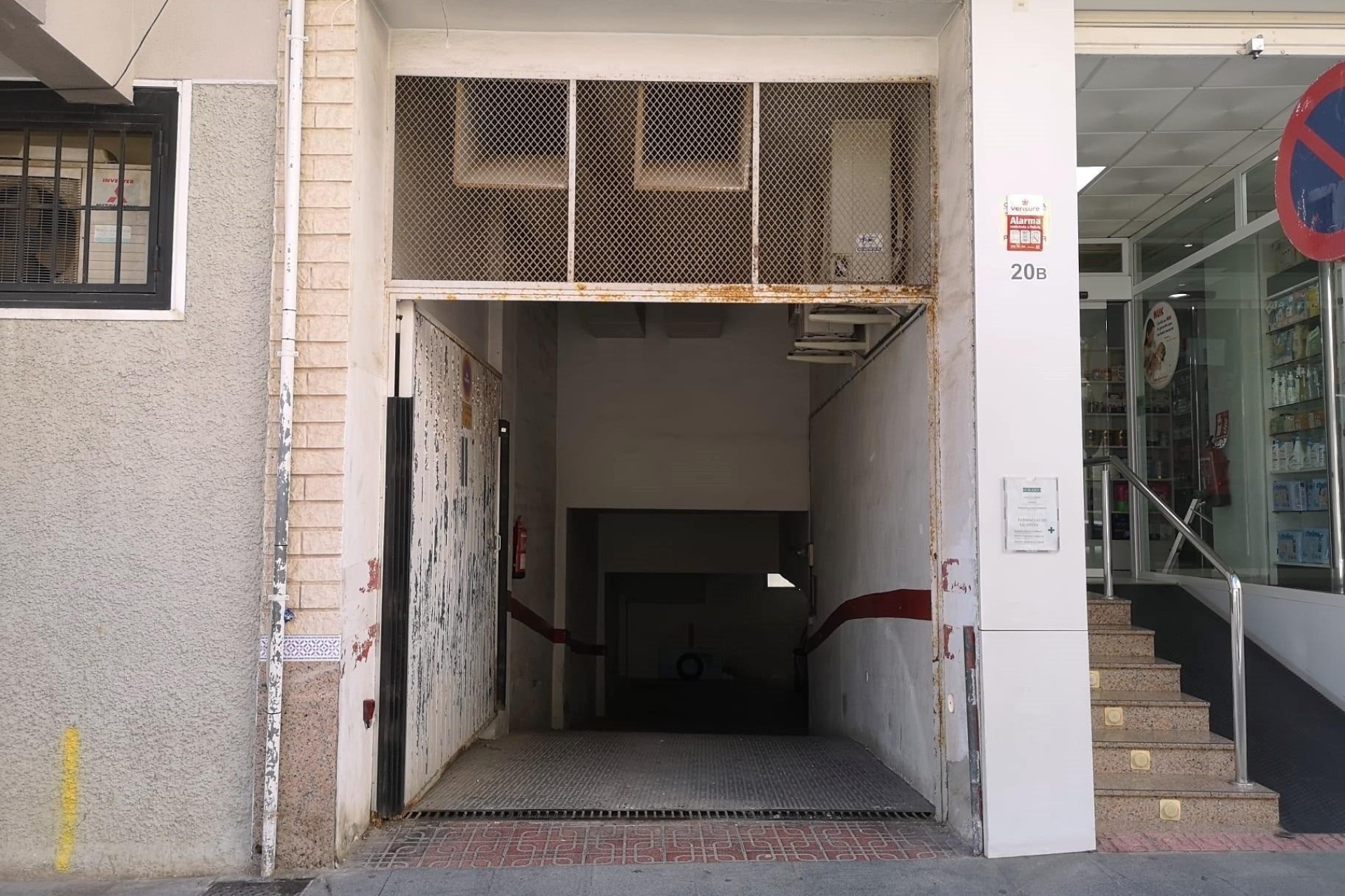 Venta - Garaje -
Torrevieja - Centro