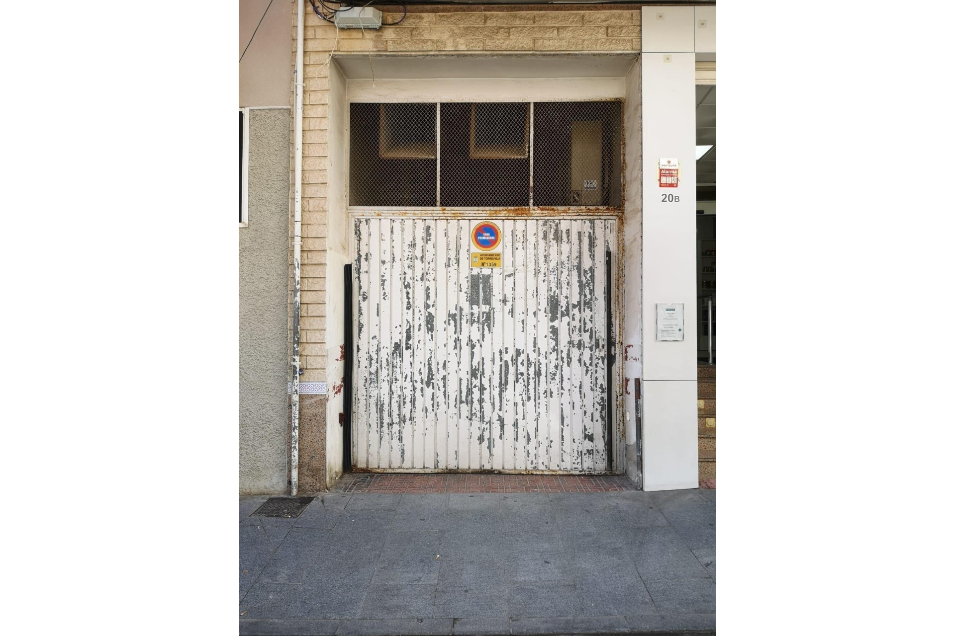 Venta - Garaje -
Torrevieja - Centro