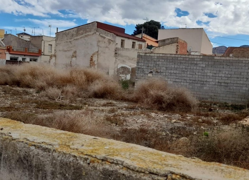 Venta - Parcela Terreno -
Benferri - CENTRO