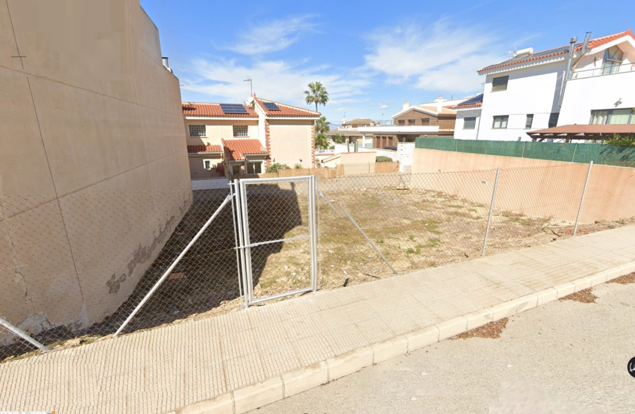 Venta - Parcela / Terreno -
Benijofar - Center