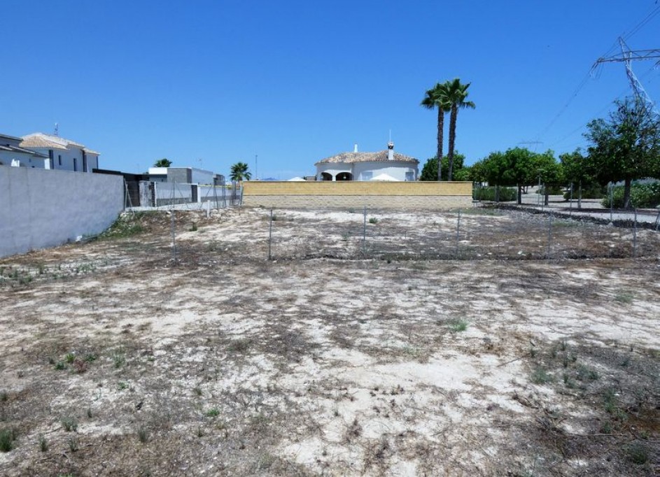 Venta - Parcela Terreno -
La Marina - Oasis