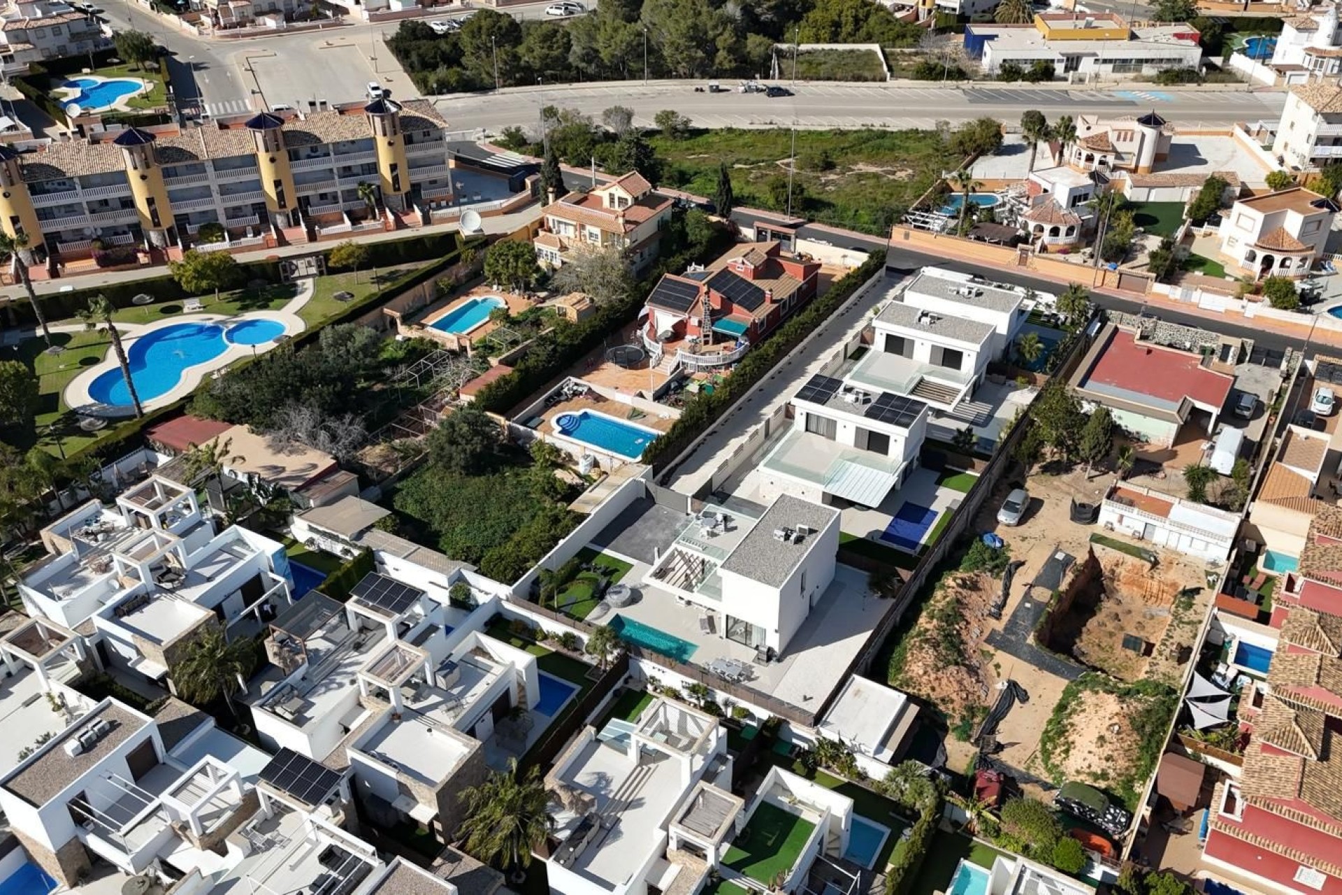 Venta - Parcela Terreno -
Lomas de Cabo Roig