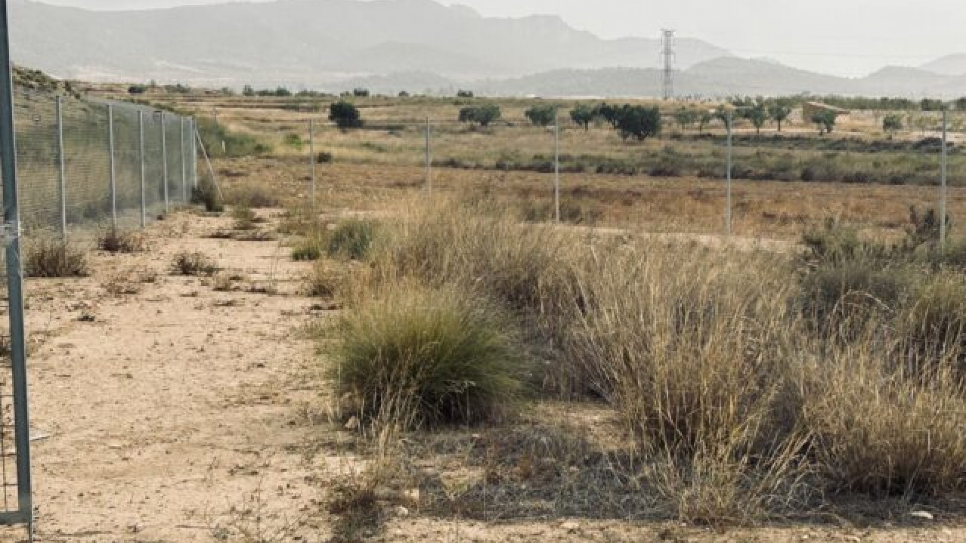 Venta - Parcela Terreno -
Torre del Rico