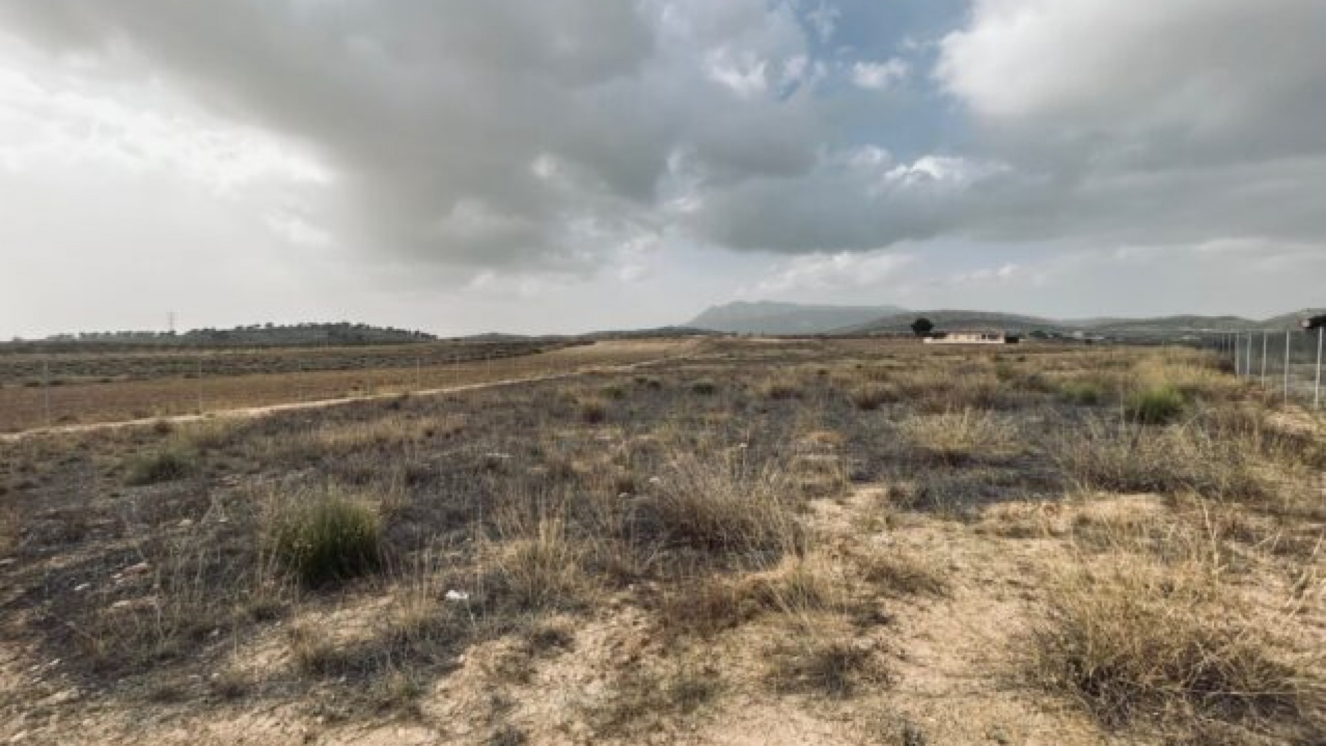 Venta - Parcela Terreno -
Torre del Rico