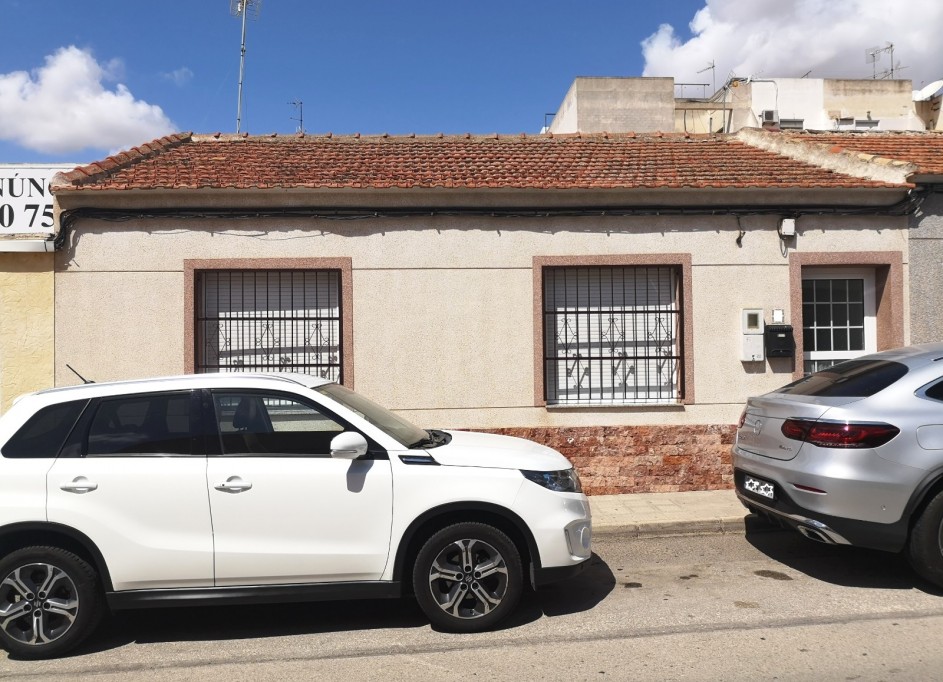 Venta - Town house -
Los Montesinos - Montesinos