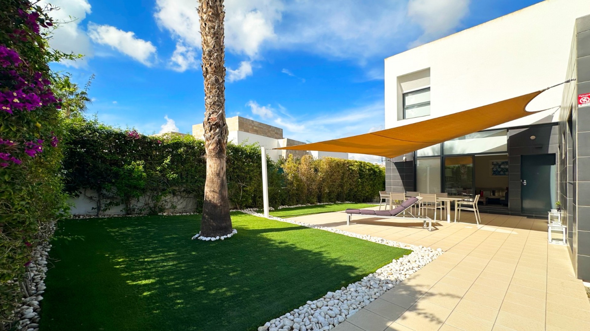 Venta - Villa adosada -
Algorfa - La Finca Golf