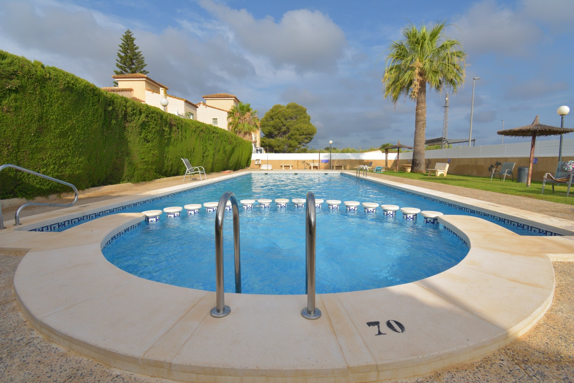 Venta - Villa adosada -
Algorfa - Montebello