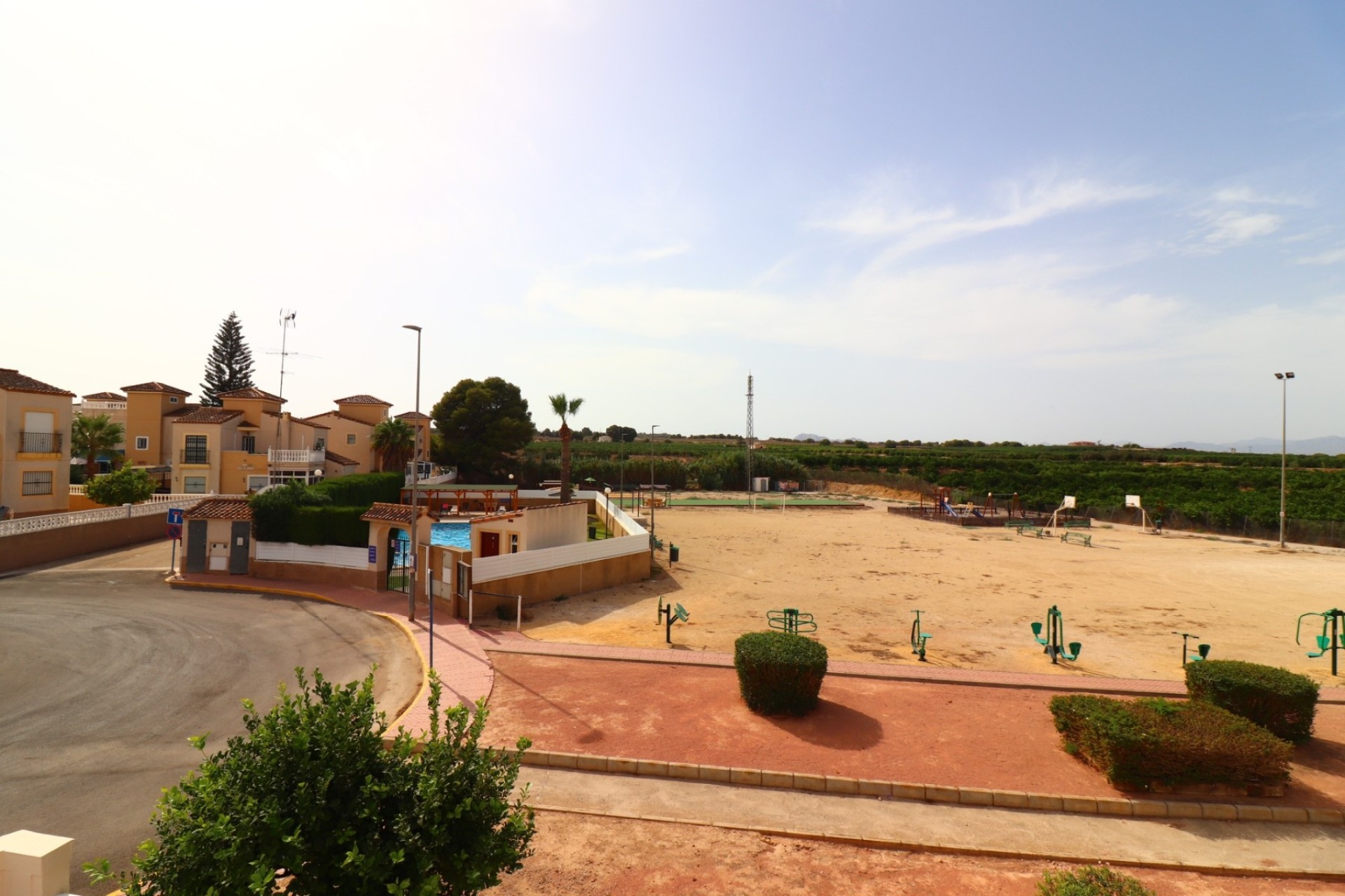 Venta - Villa adosada -
Algorfa - Montebello