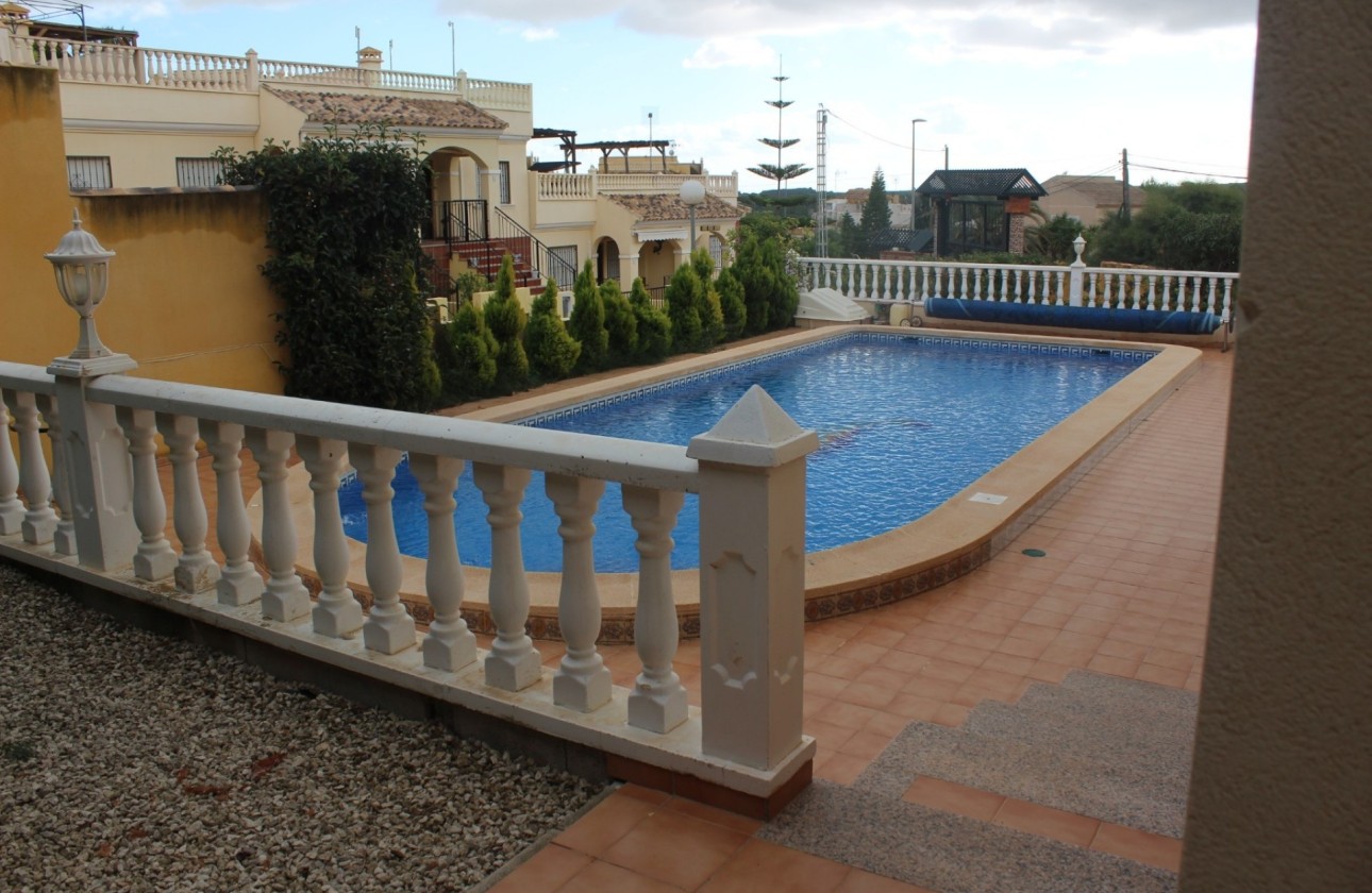 Venta - Villa adosada -
Algorfa - Montemar