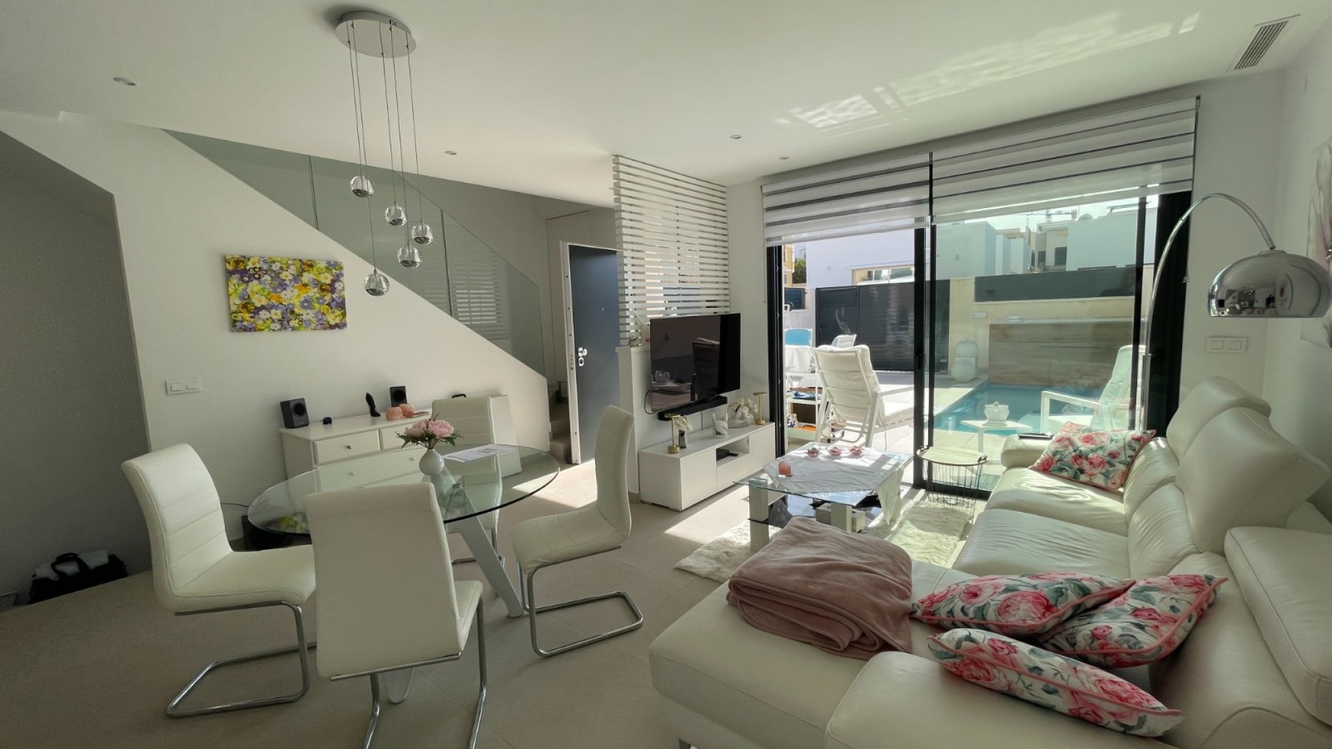 Venta - Villa adosada -
Benijofar - Centro