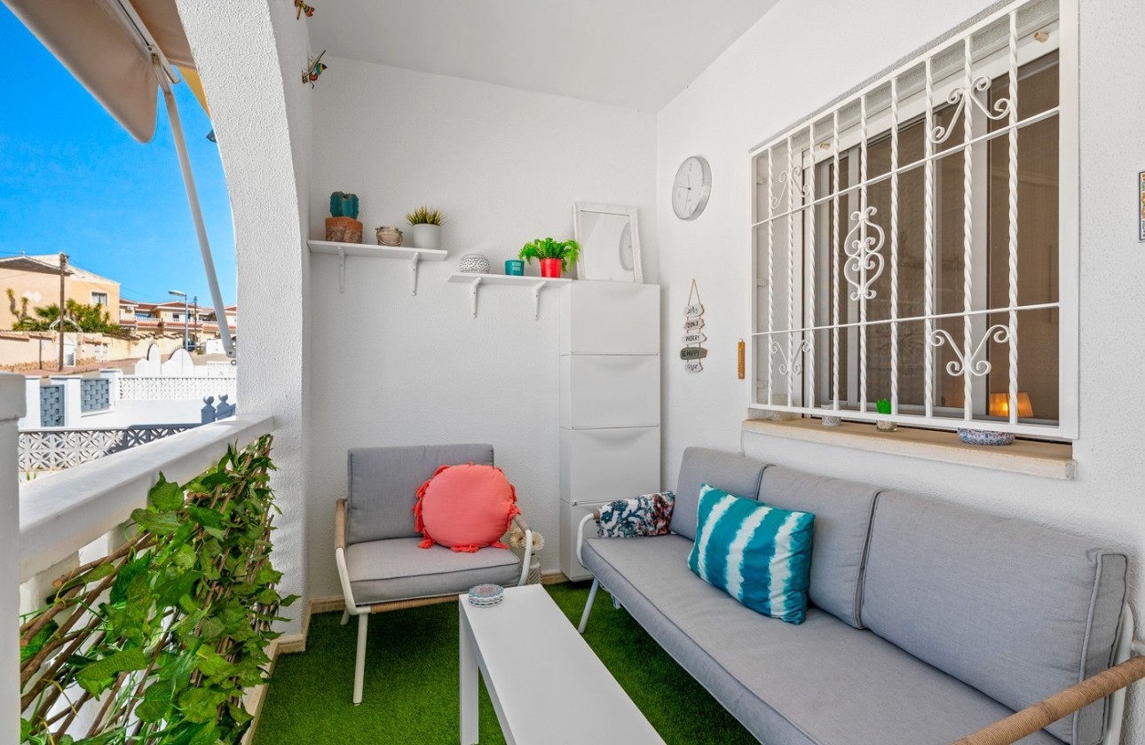 Venta - Villa adosada -
Benijofar - Monte Azul